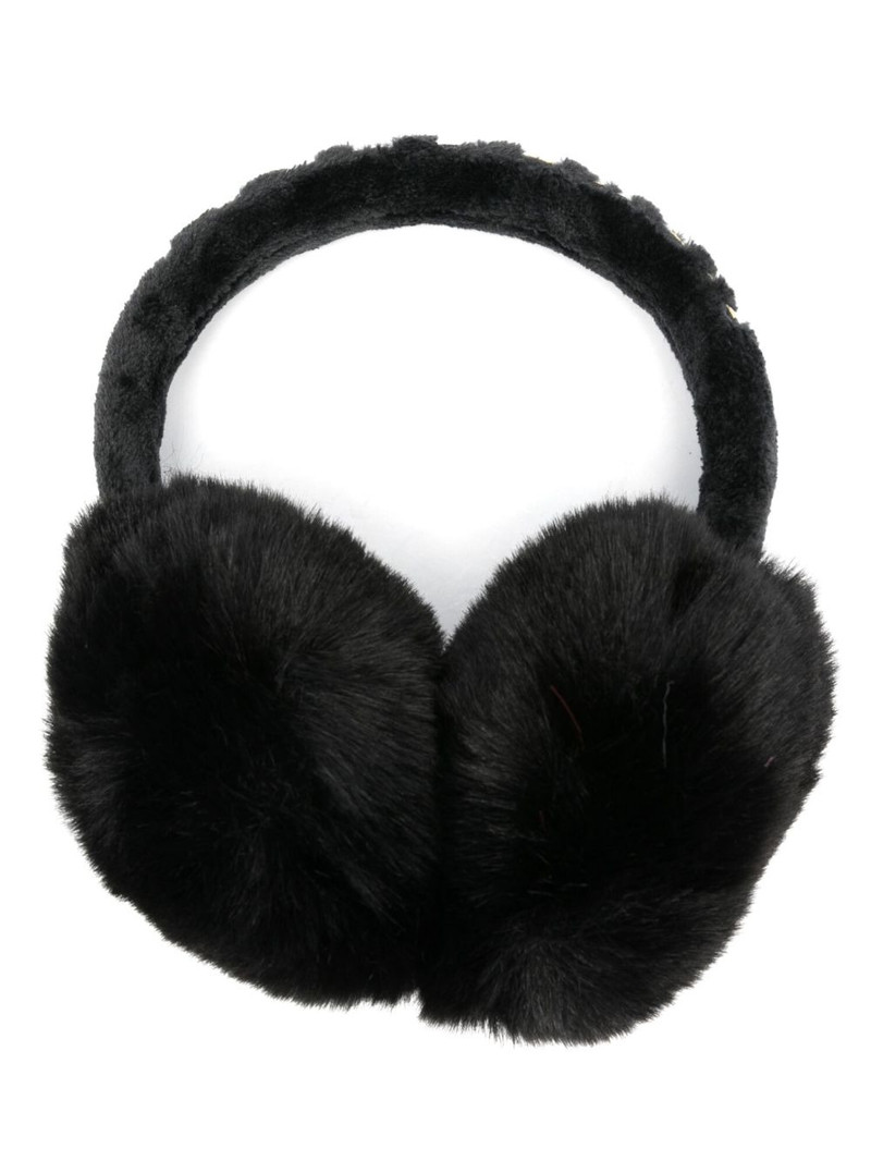 Fluffy earwarmers 1
