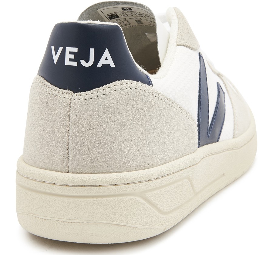 VEJA V-10 trainers 24s REVERSIBLE