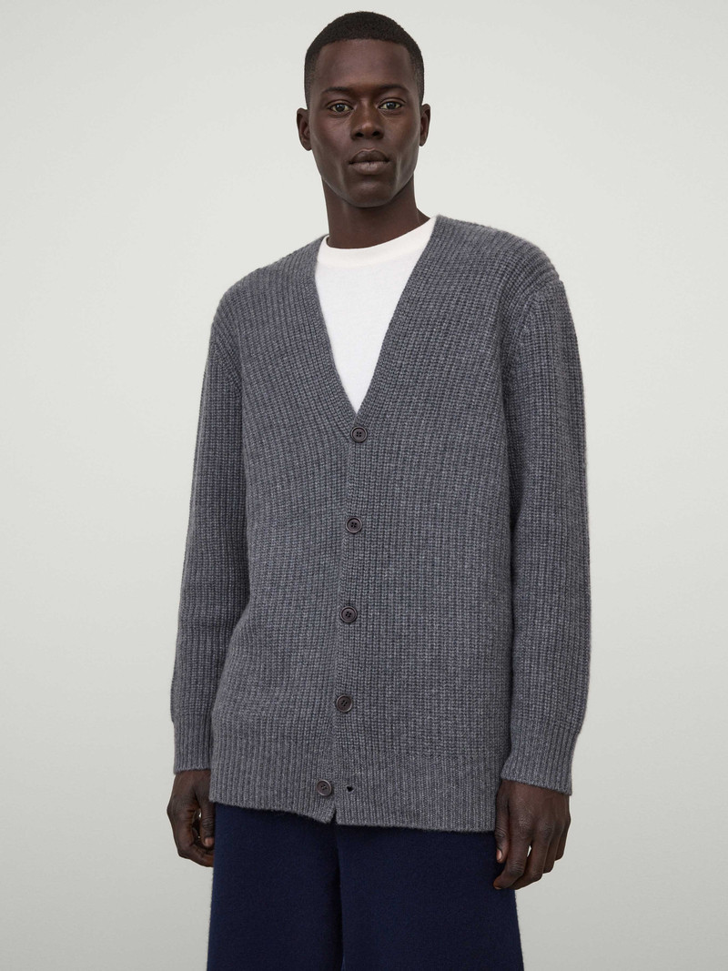 The Leander Cardigan 3