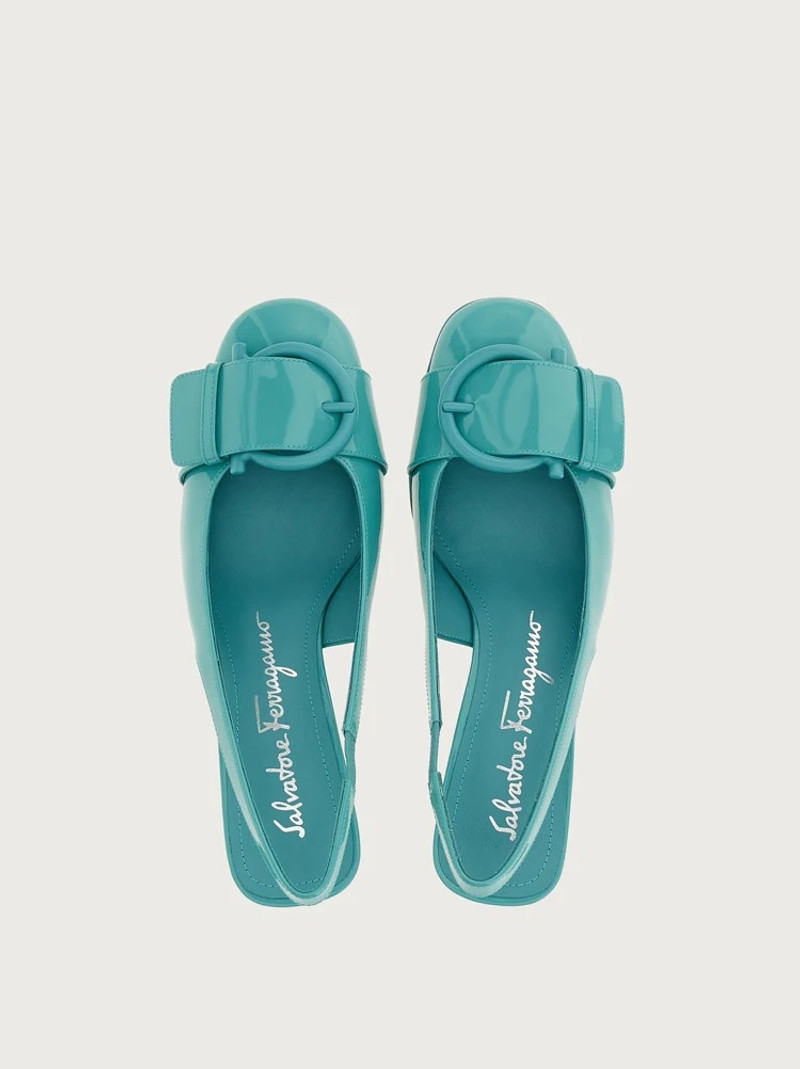 FERRAGAMO GANCINI SLINGBACK outlook