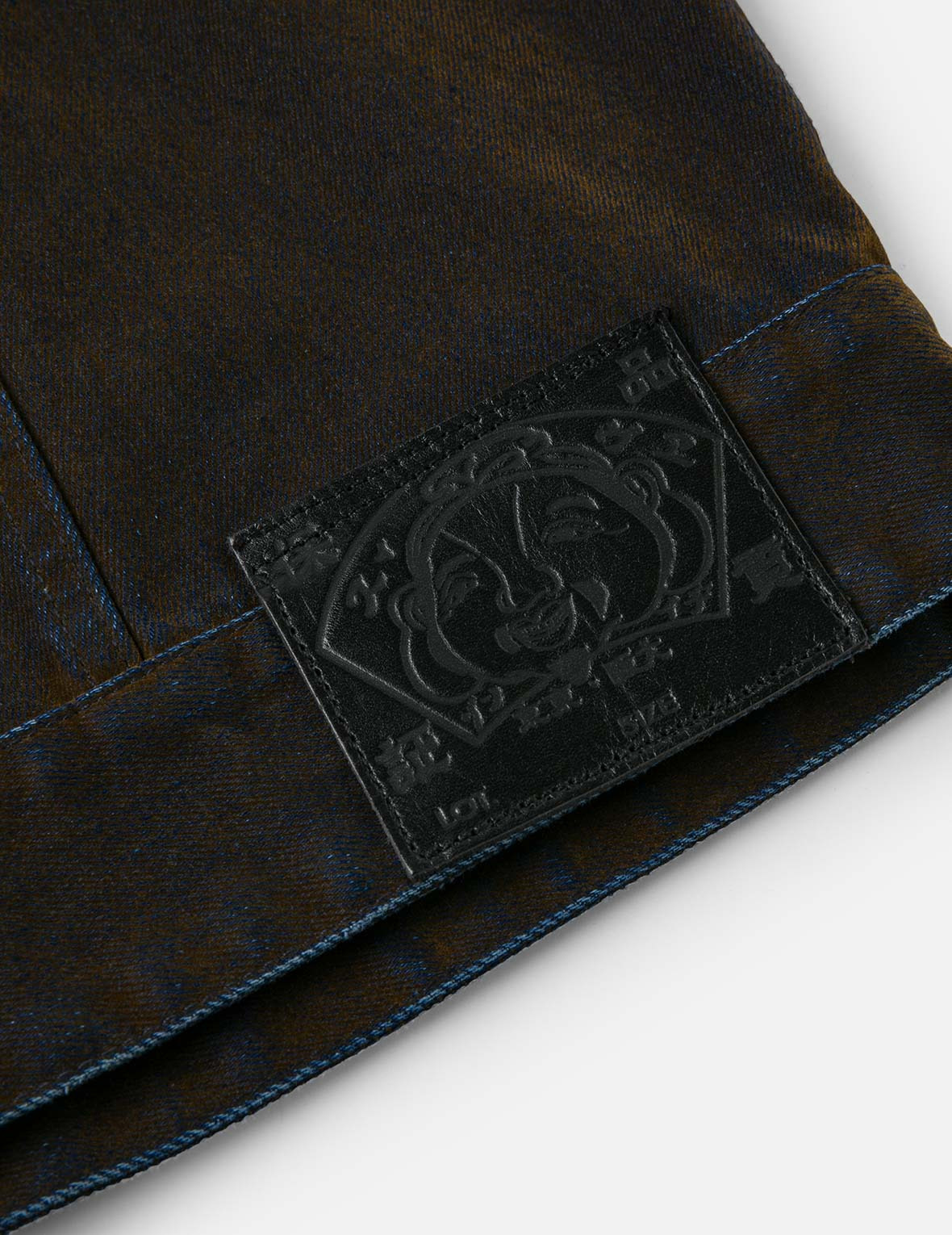 Skull and Logo Embroidery Fashion Fit Heavy Washed Denim Jacket - 7