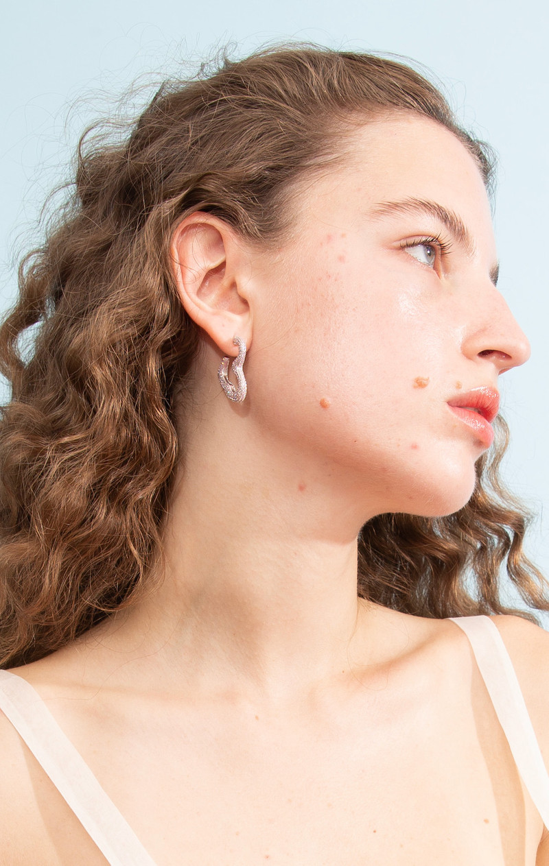 Collina Strada ROSE SUPER HEART HOOP outlook