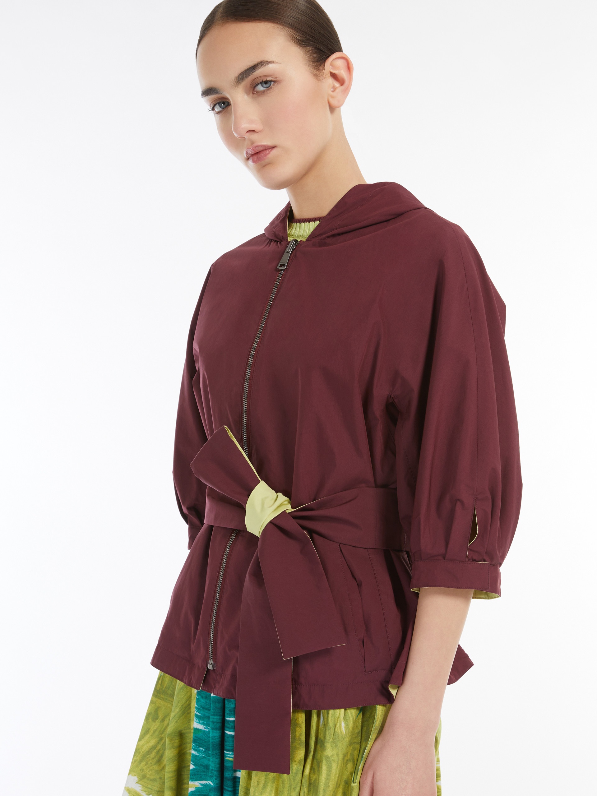BOLOGNA Reversible windbreaker in water-repellent fabric - 5