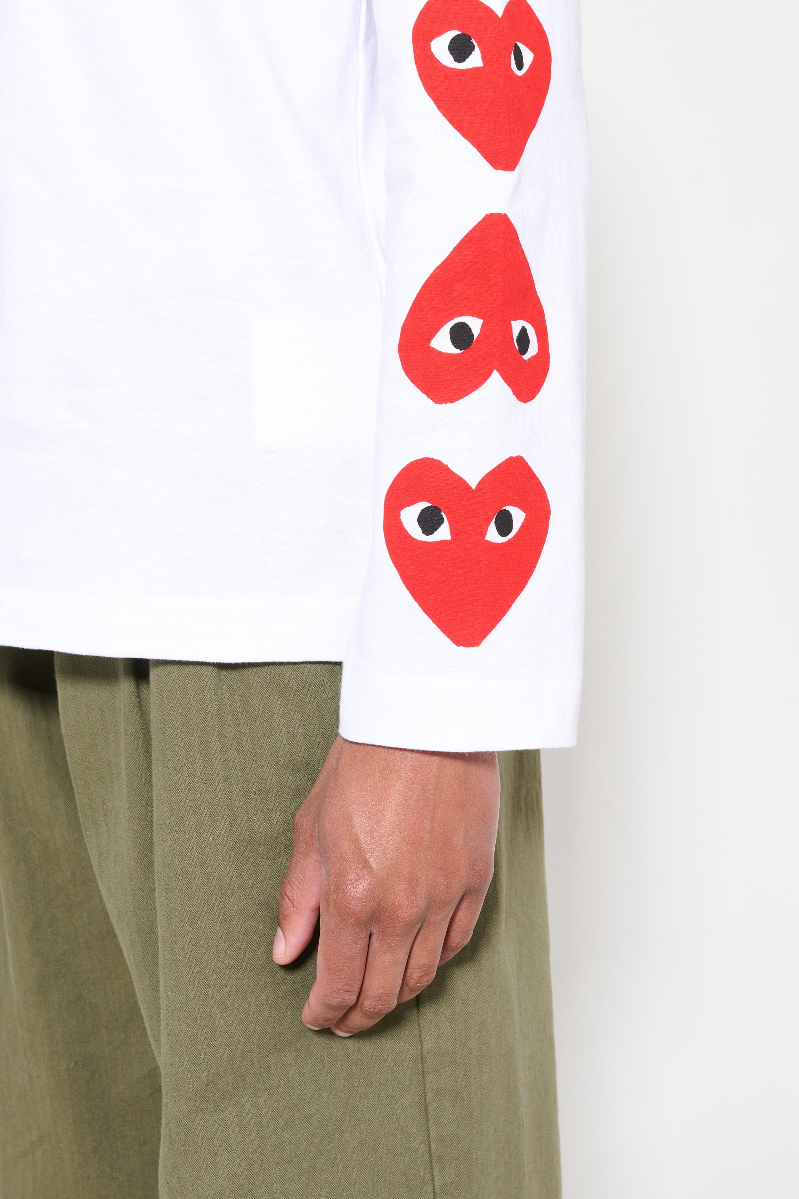 COMME DES GARÇONS PLAY PRINTED SLEEVES T-SHIRT WHITE - 5