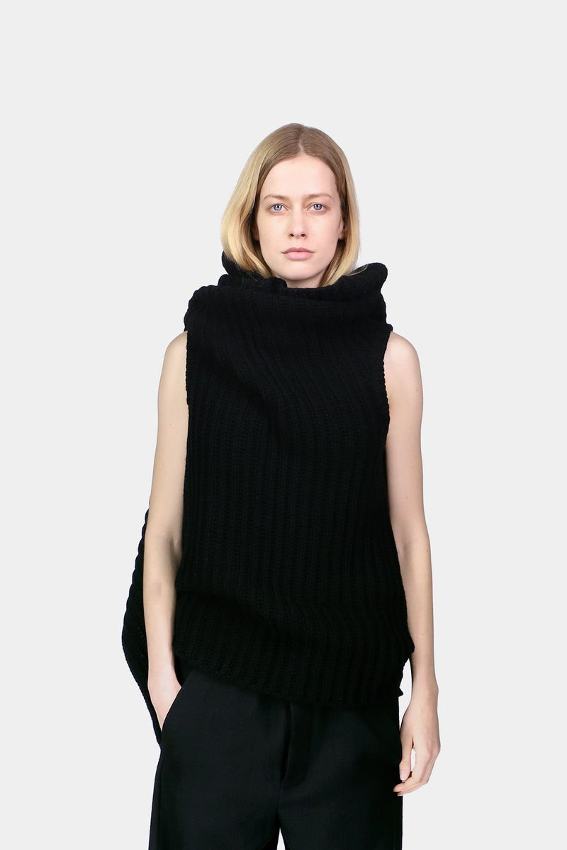 Chloe Knitted 3-Holes Top 1