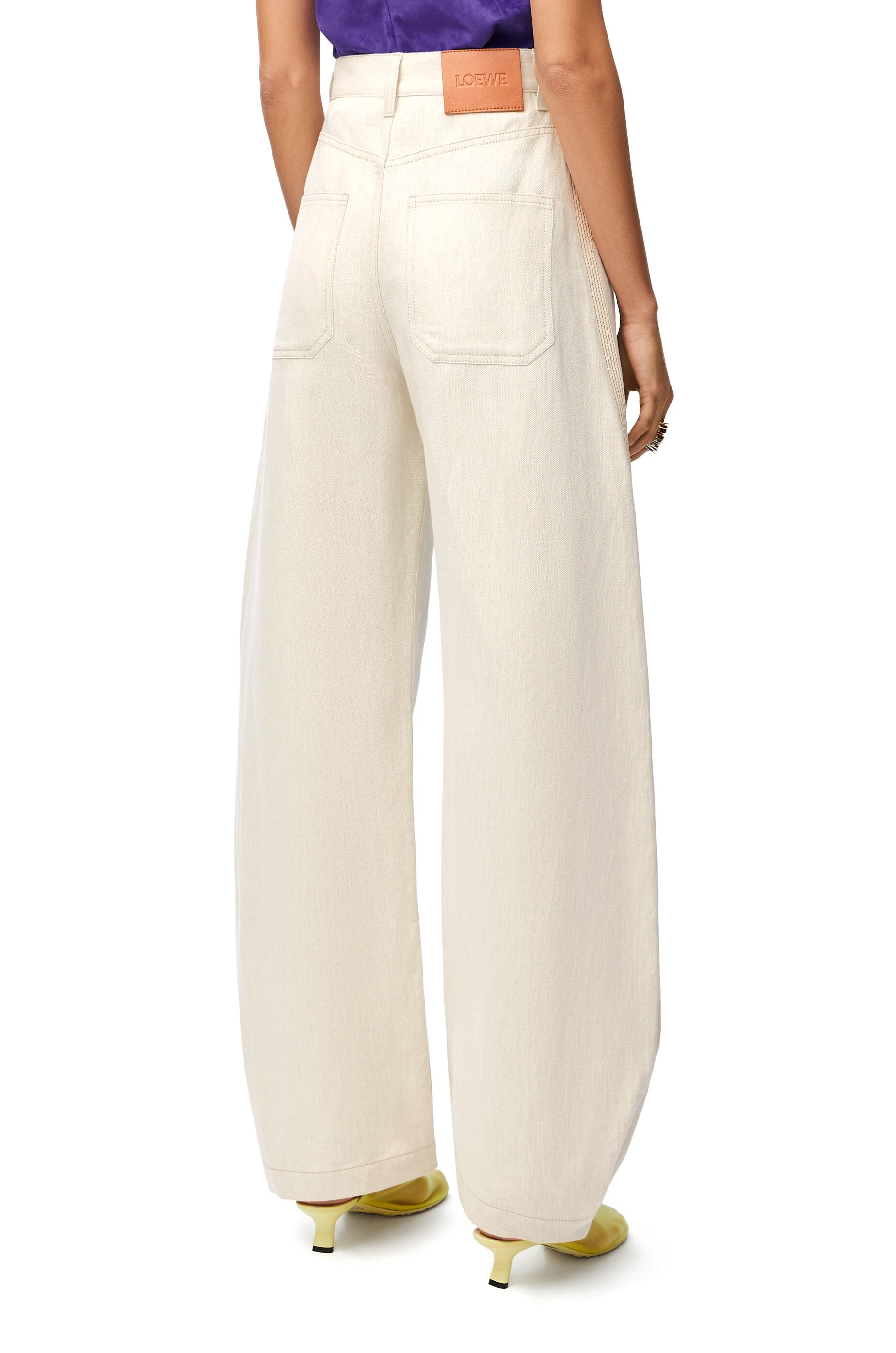 Adjusted fit balloon trousers in cotton and linen - 4
