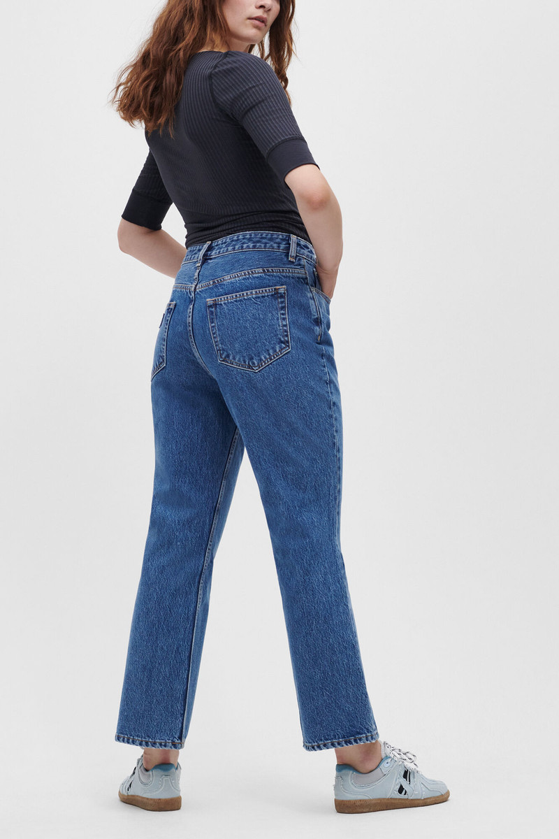 BETZY CROPPED JEANS 3