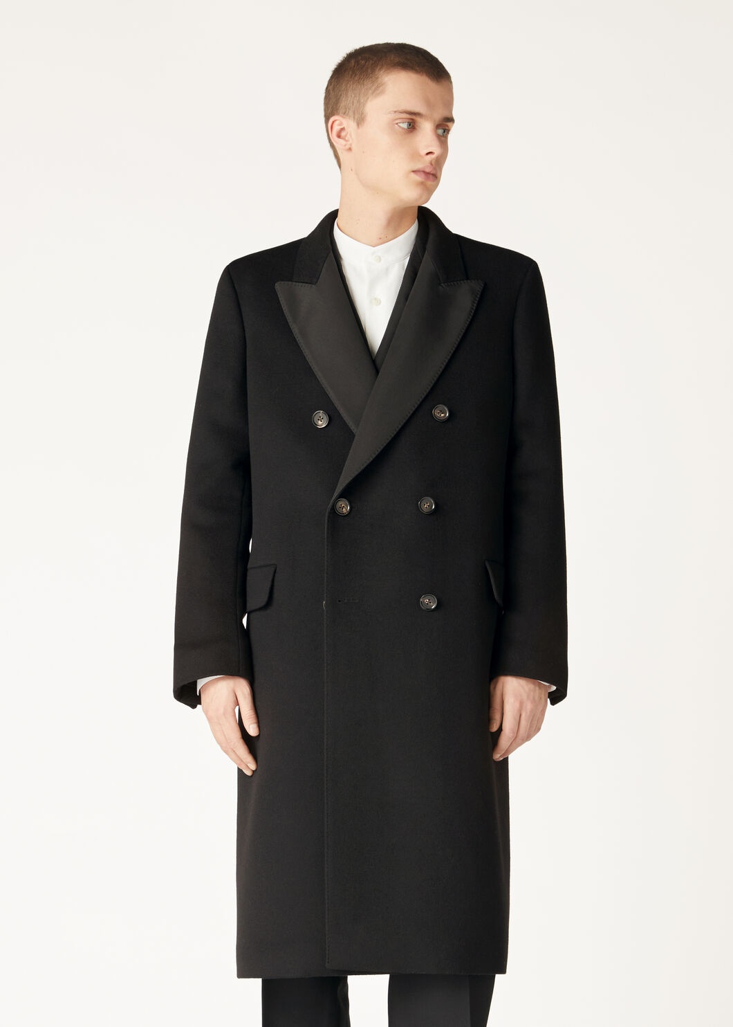 Renato Coat - 4