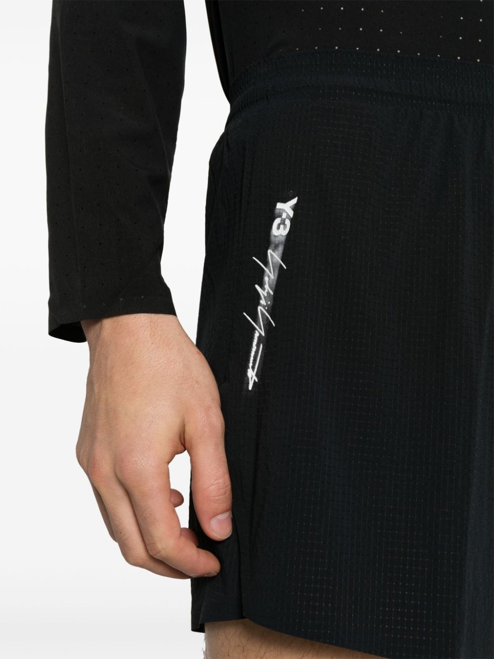 Run perforated shorts - 5