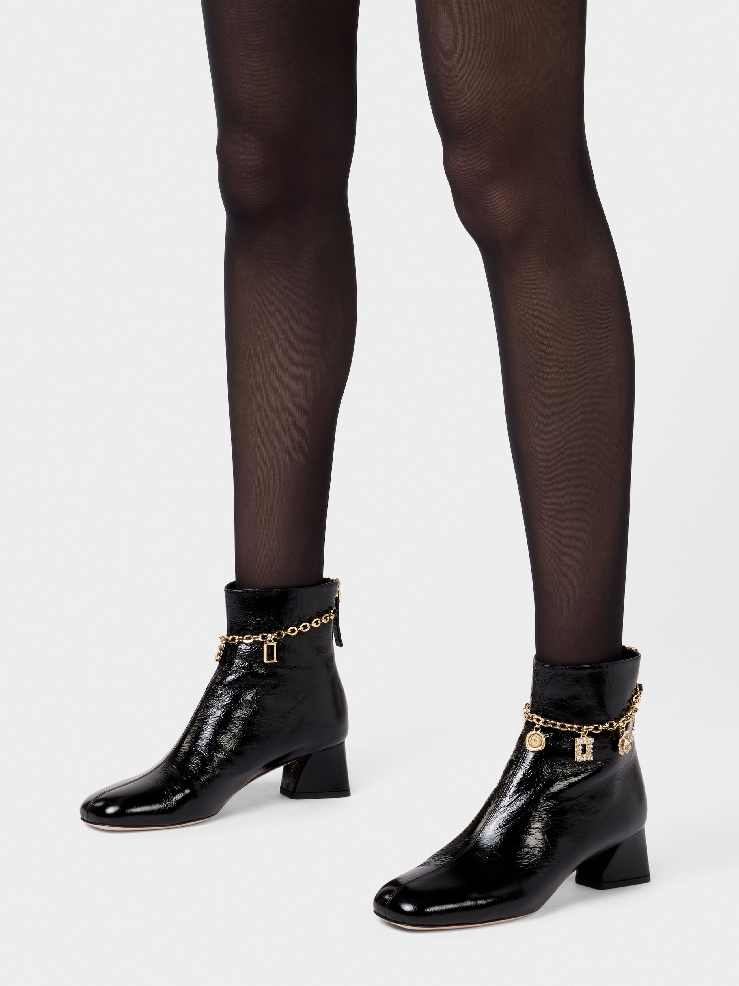 Très Vivier Booties in patent leather - 9