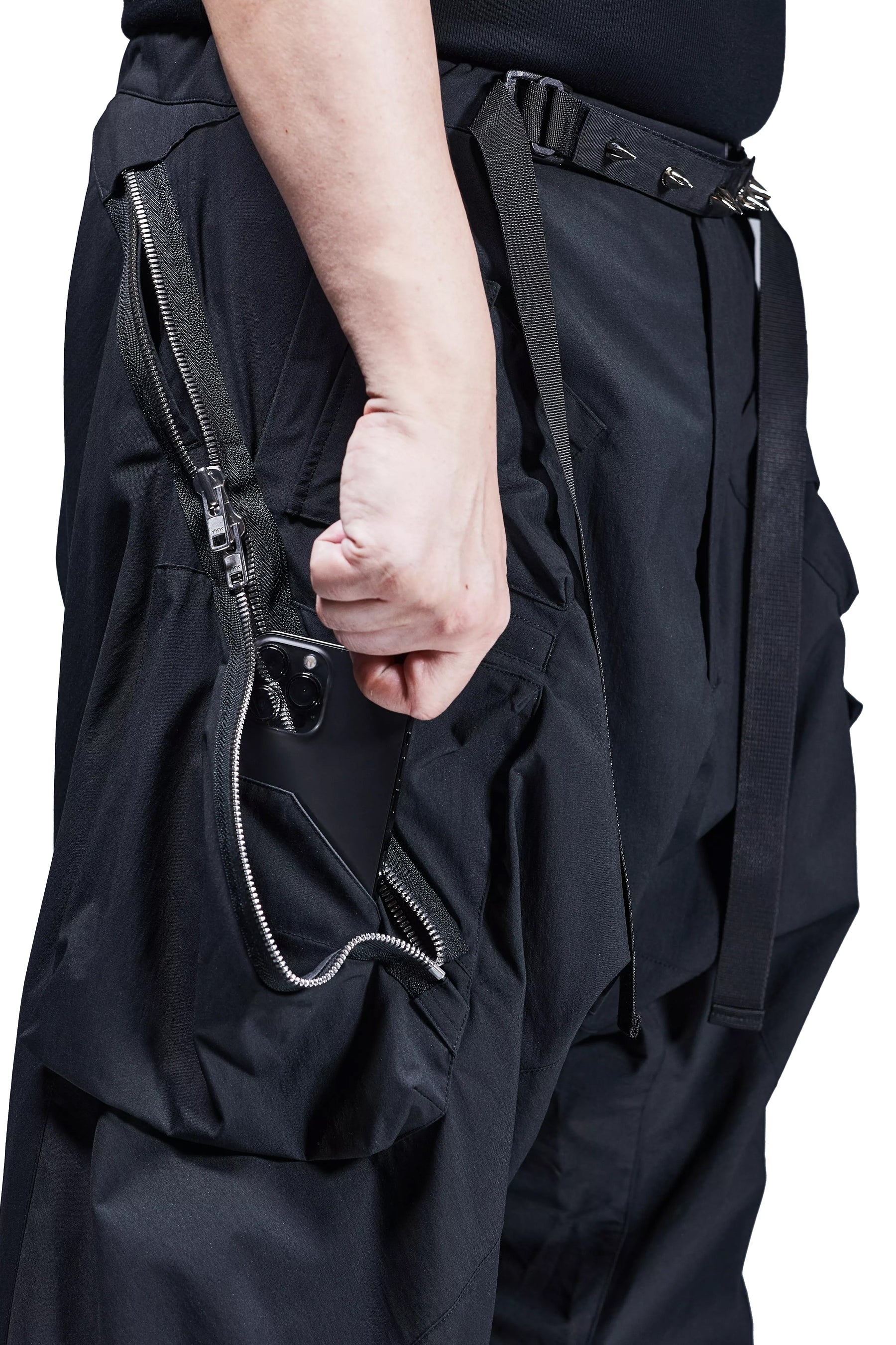 ENCAPSULATED NYLON ULTRAWIDE DRAWCORD CARGO TROUSER GEN. 1 (P30AL-E) / BLK - 14