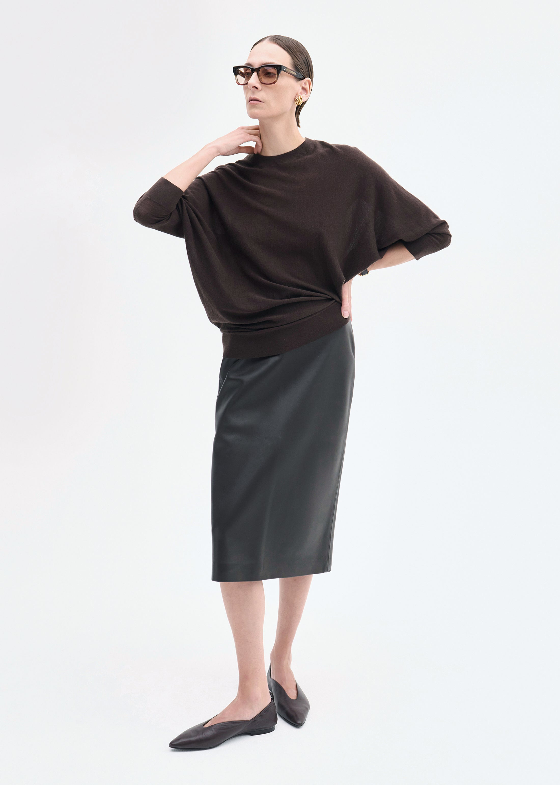 Midi Pencil Skirt in Leather - 3