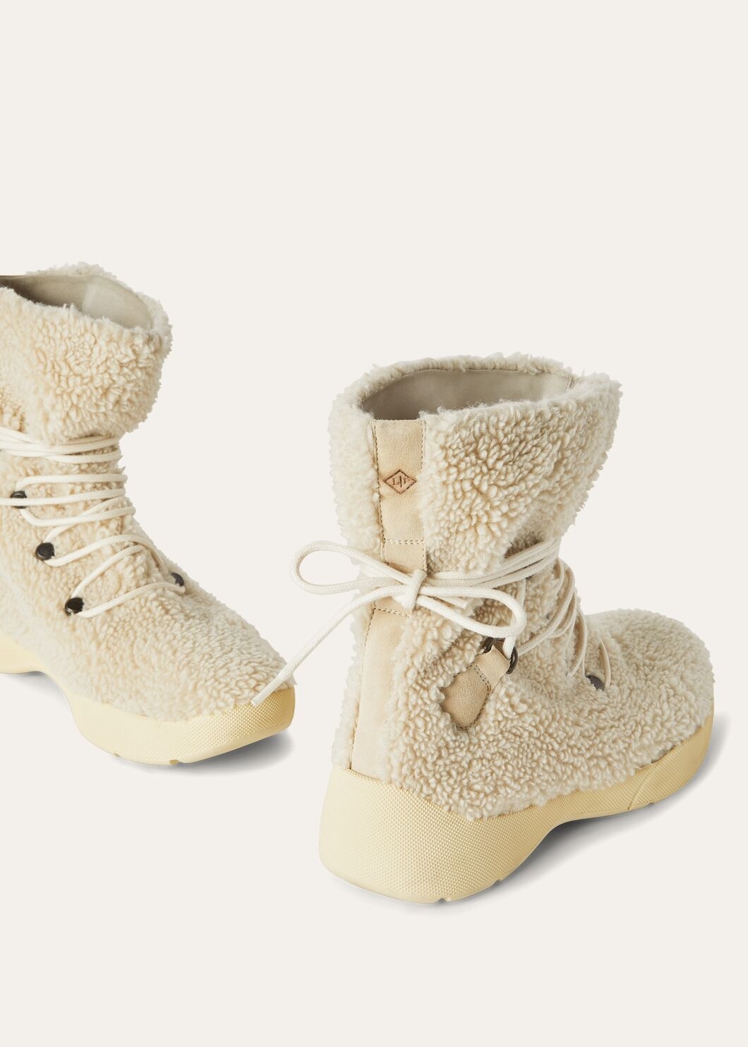 Trace Hiking Boots - 7