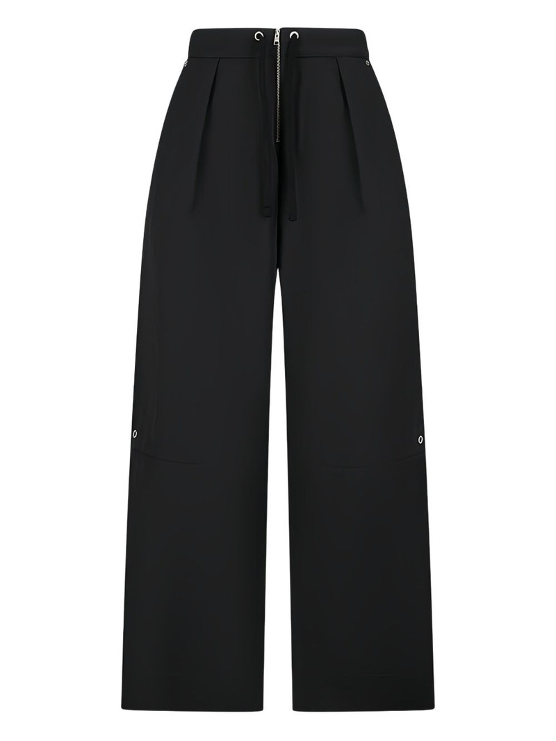 zip-fastening trousers 1
