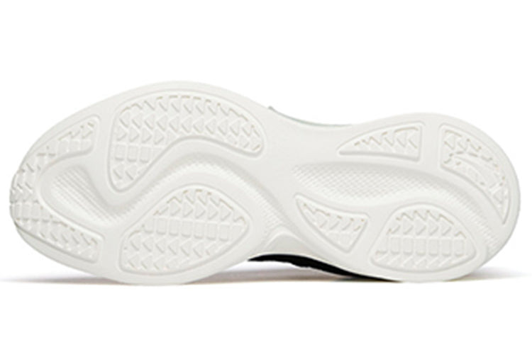 (WMNS) ANTA Running Series Sneakers 'Black Green' 122225522-7 - 5