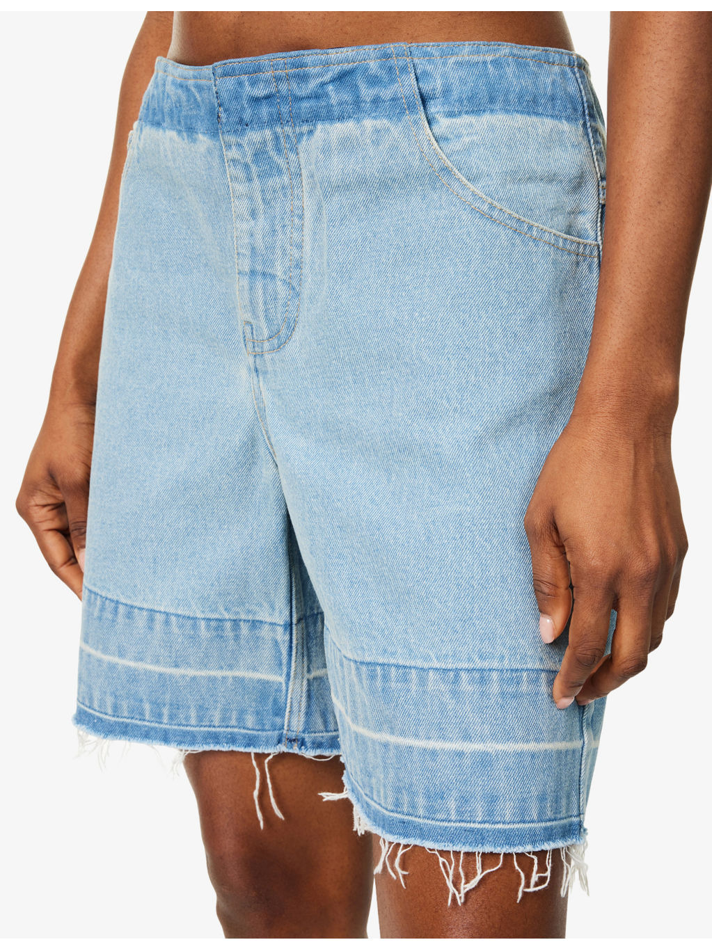 Mid-rise Raw-Hem Denim Shorts - 5