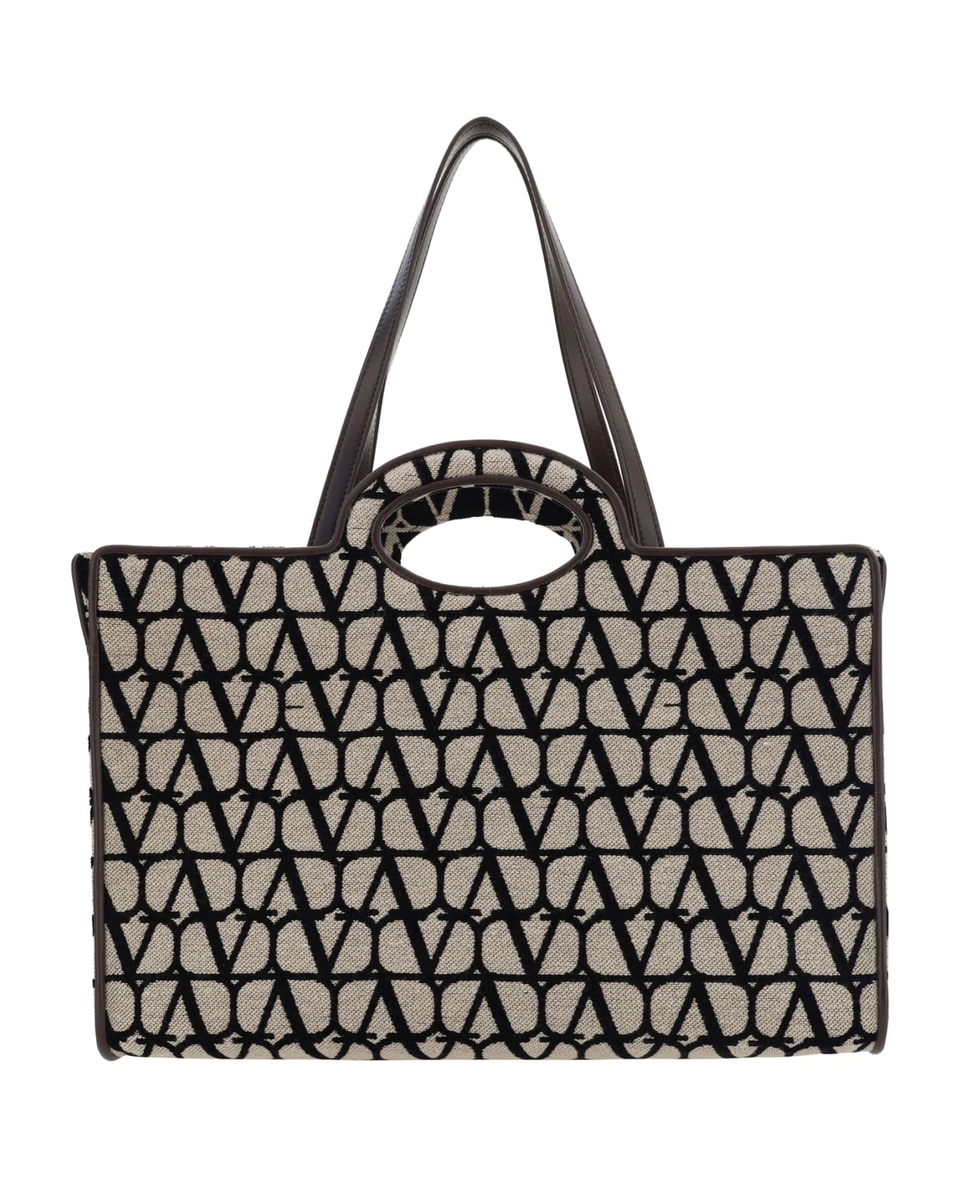 トートバッグ VALENTINO LE TROISIEME RUBBER TOTE BAG Valentino Garavani Le Troisième Tote Bag | Black | FARFETCH