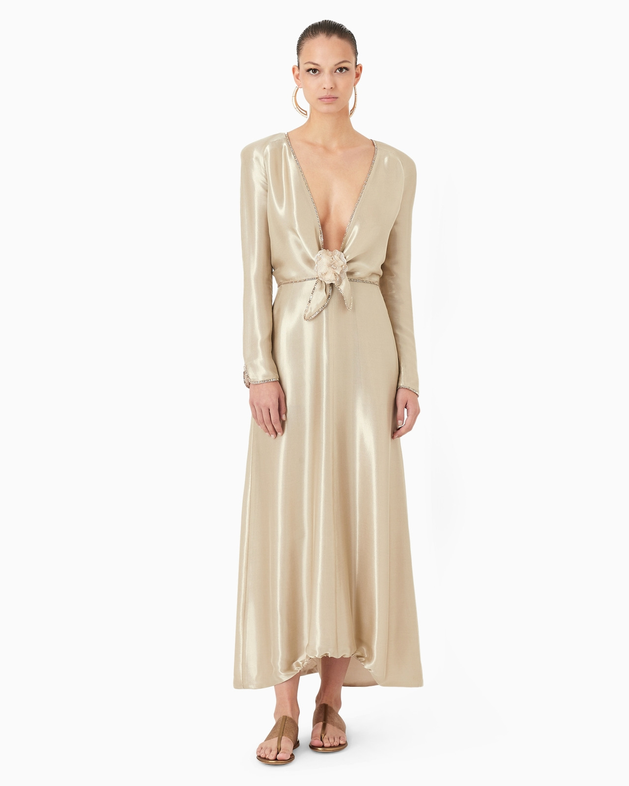 Long dress with embroideries and floral embellishment - 2