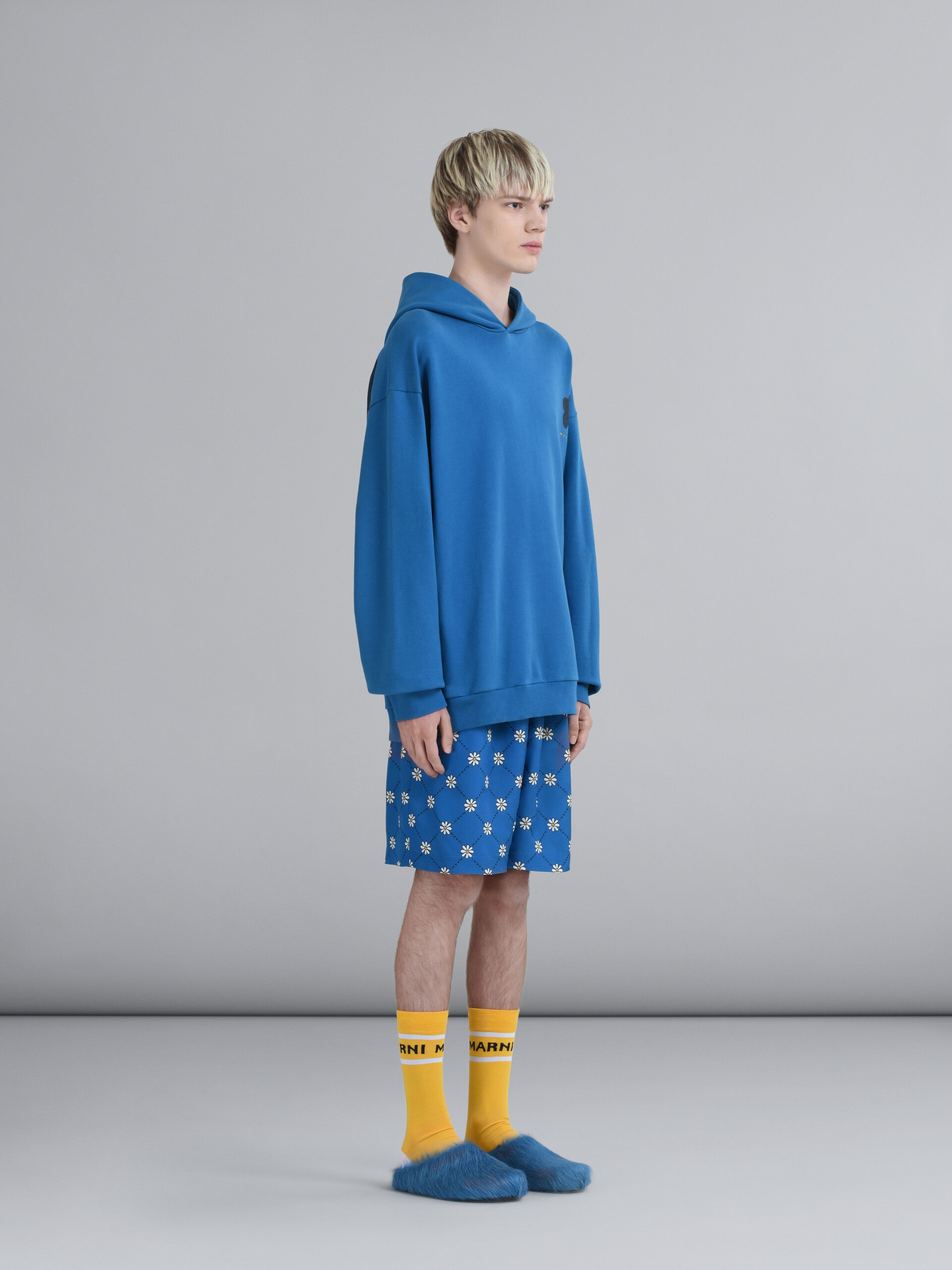 BLACK DAISY PRINT BLUE COTTON HOODED SWEATSHIRT - 5
