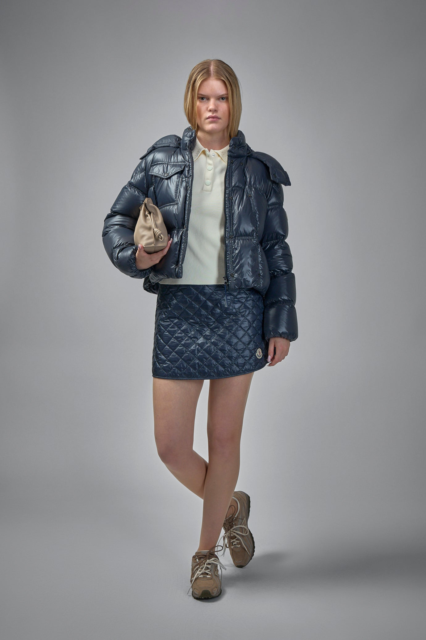 Erea Square-Quilted Hooded Short Down Jacket - 2