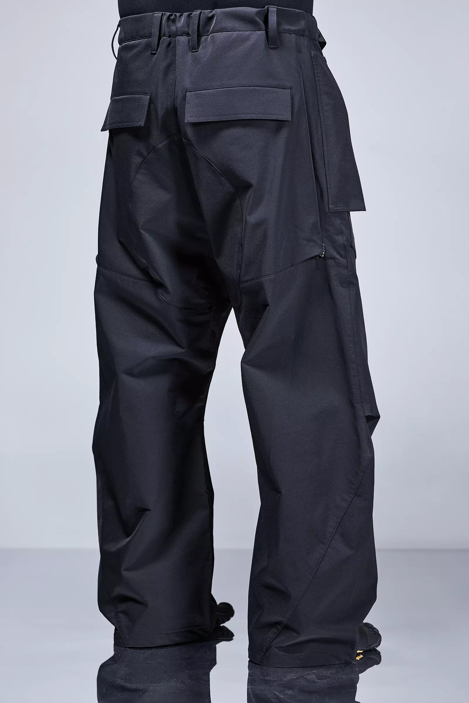 P46A-DS schoeller® Dryskin™ Cargo Vent Pant Black - 10