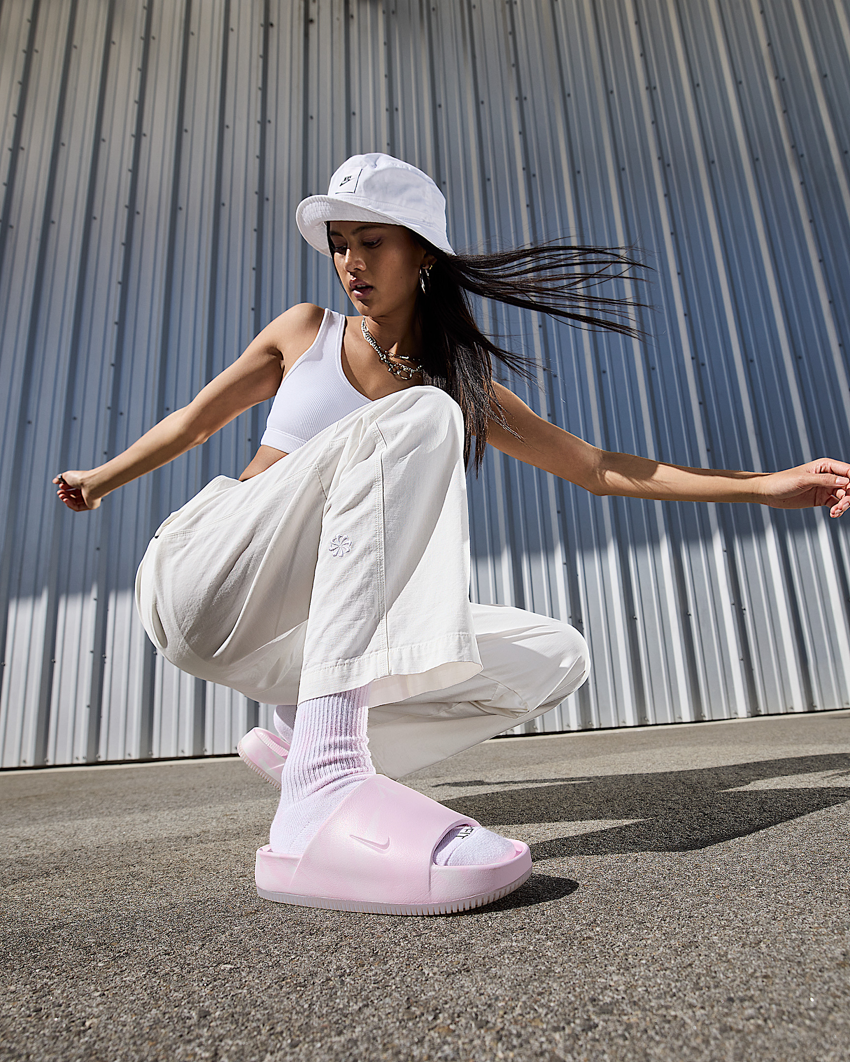 Nike Calm SE Women's Slides - 8