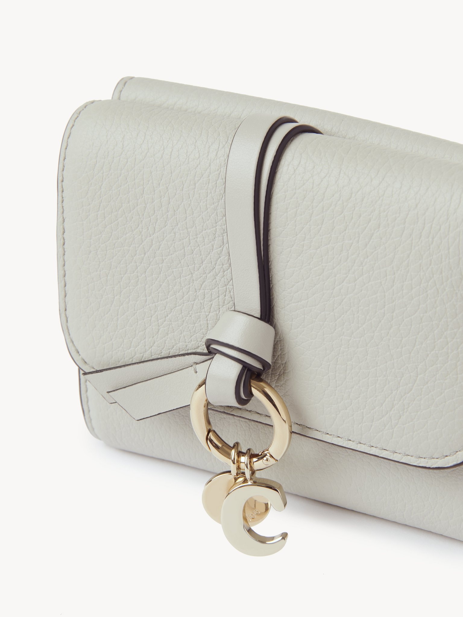 SMALL ALPHABET TRI-FOLD IN GRAINED LEATHER - 5