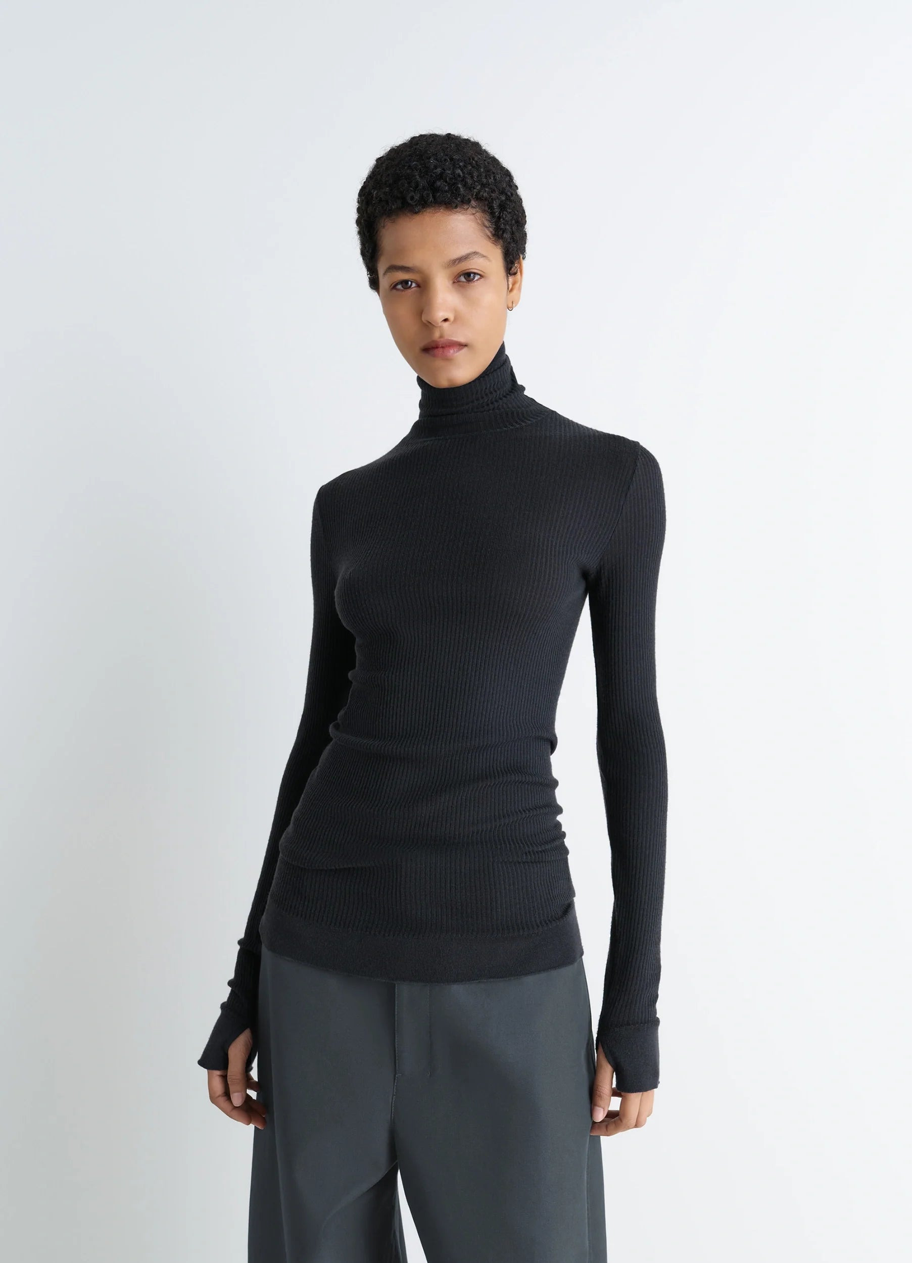 SEAMLESSHORT SLEEVES HIGH NK TOP - 2