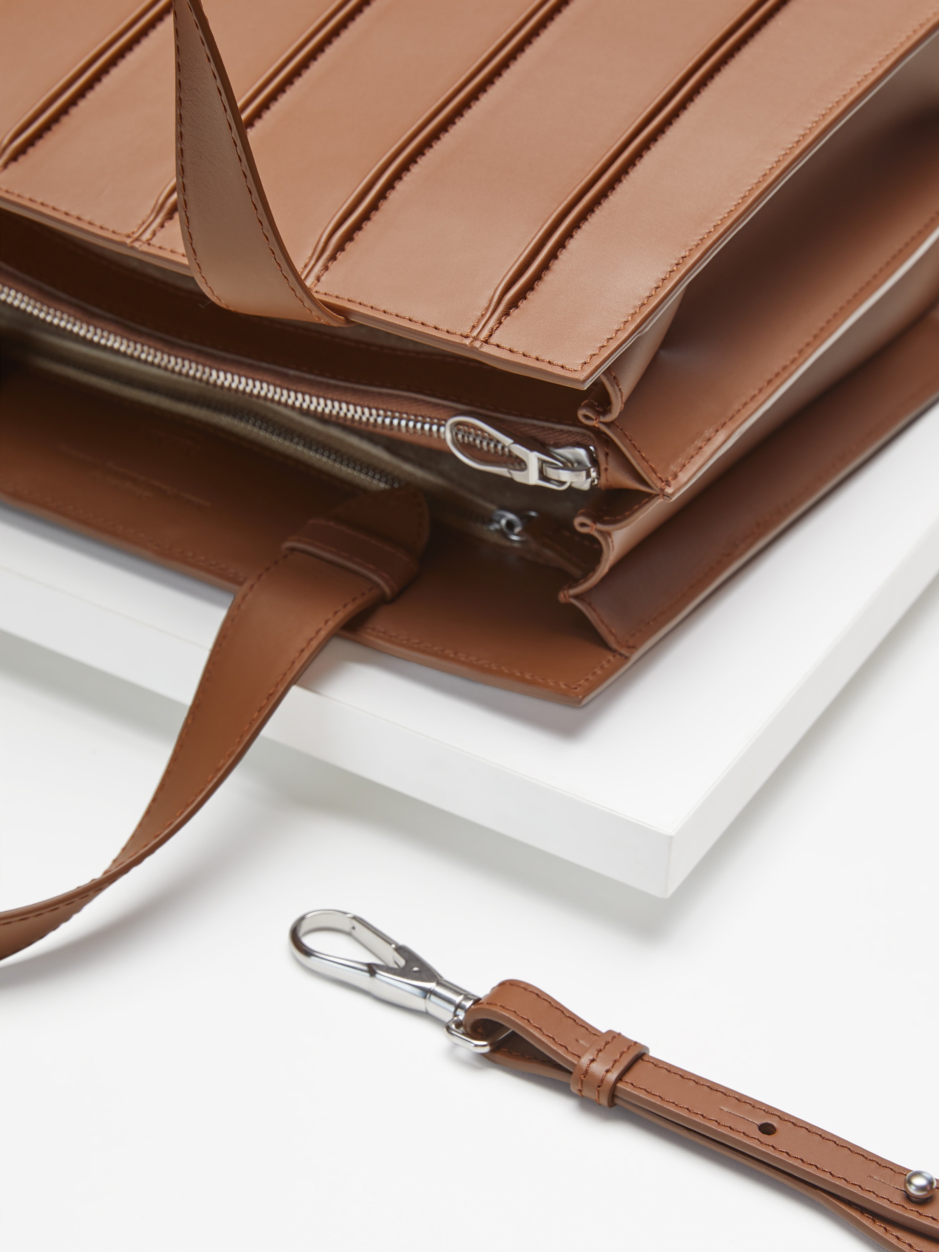 WHIT8S Medium Whitney Bag - 4