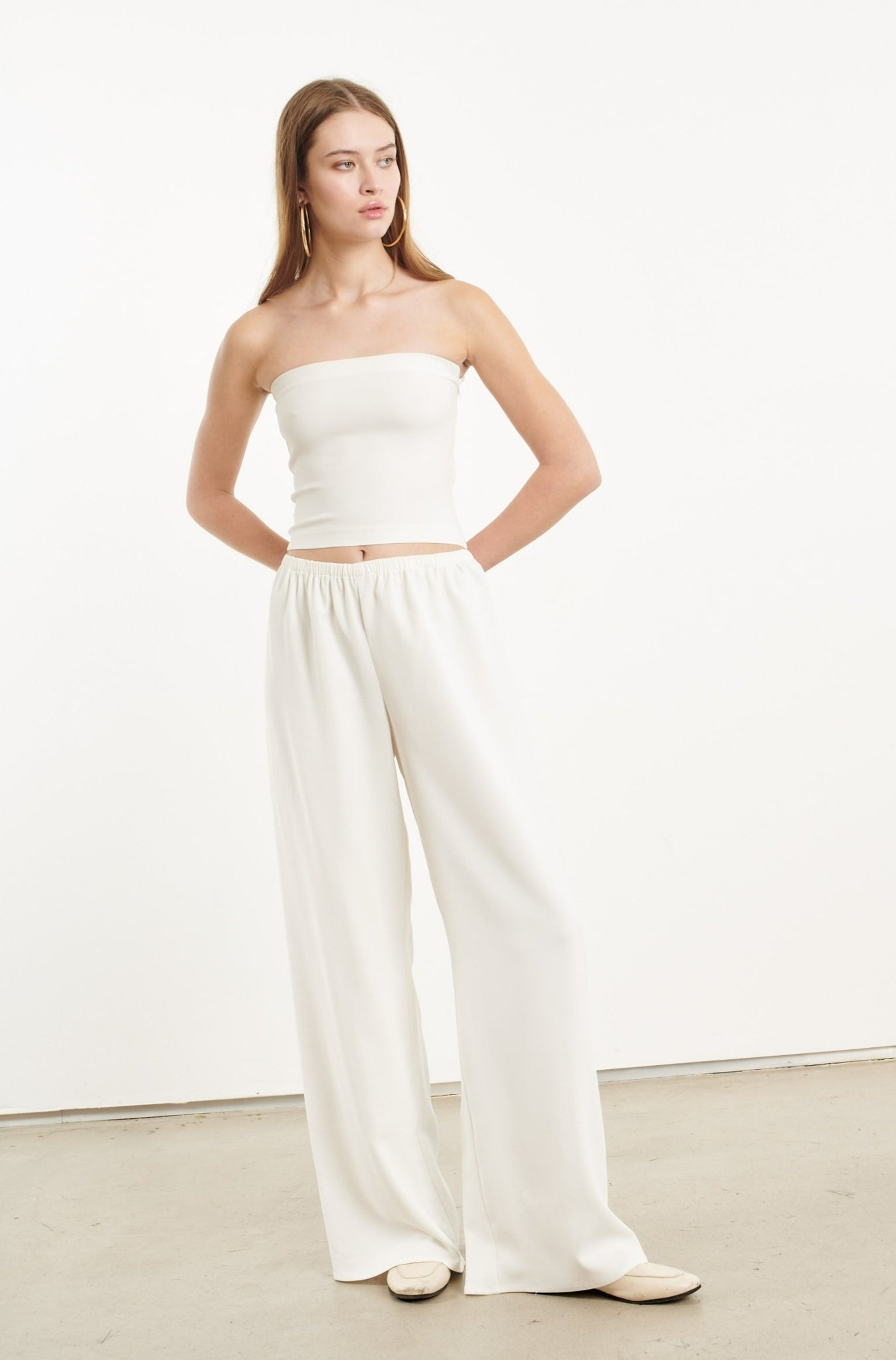 WHITE CREPE TUBE TOP - 3