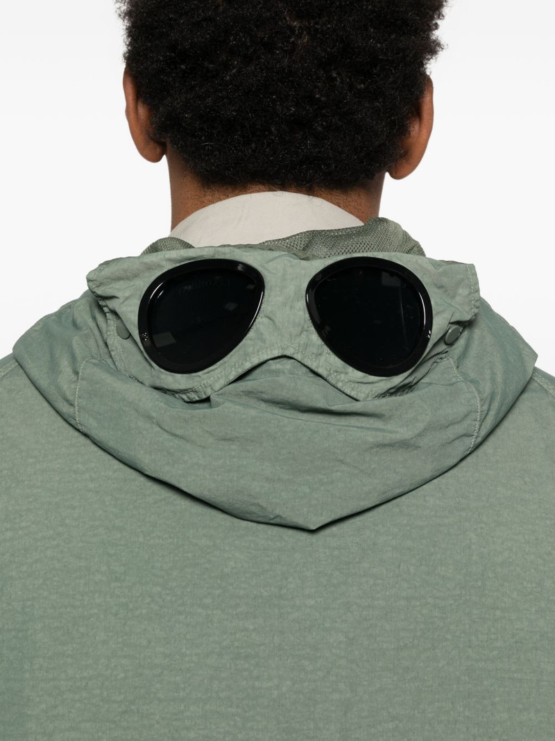 chest-pocket hooded jacket 5