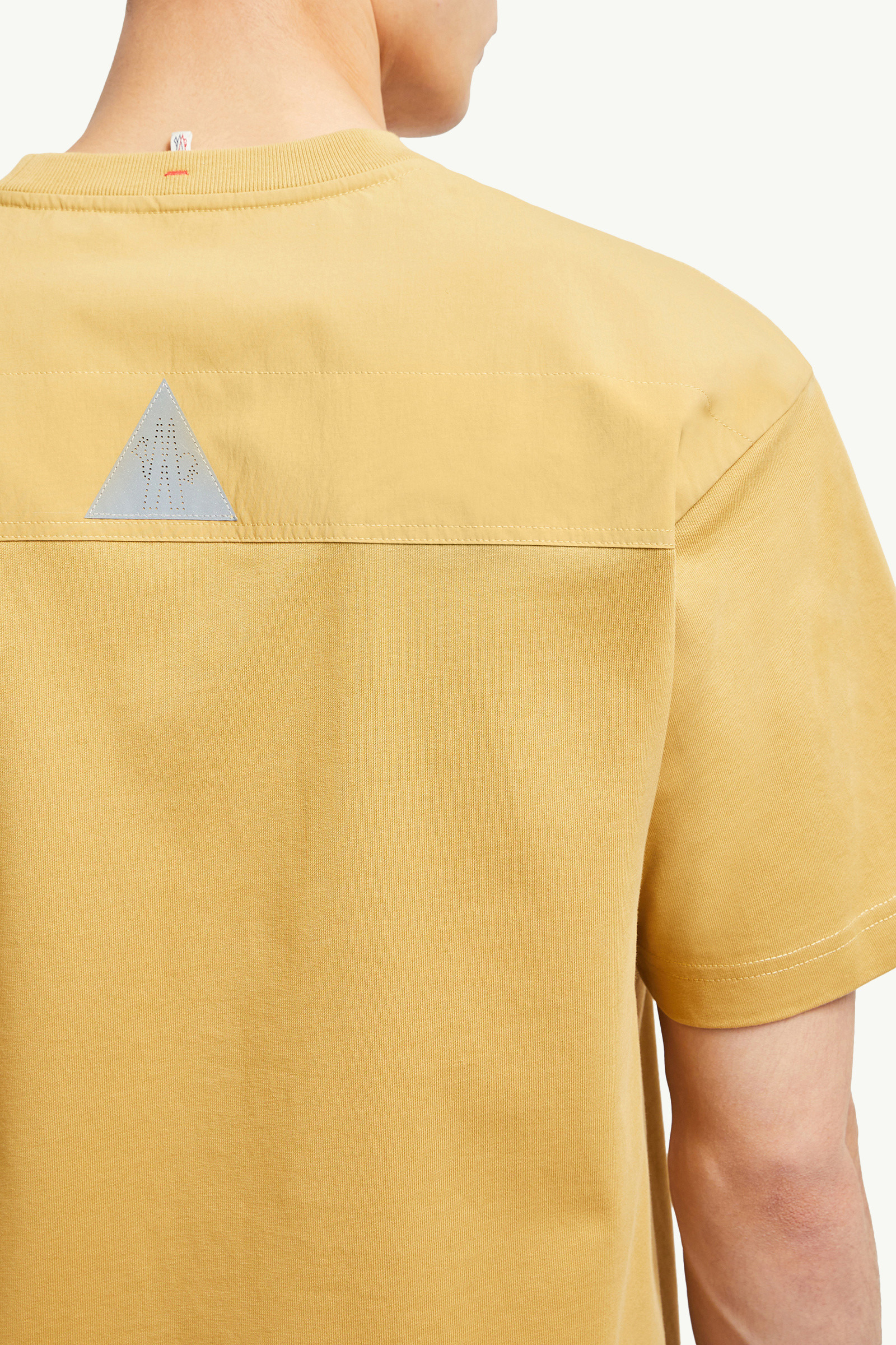 Cotton T-shirt with Pocket - 7