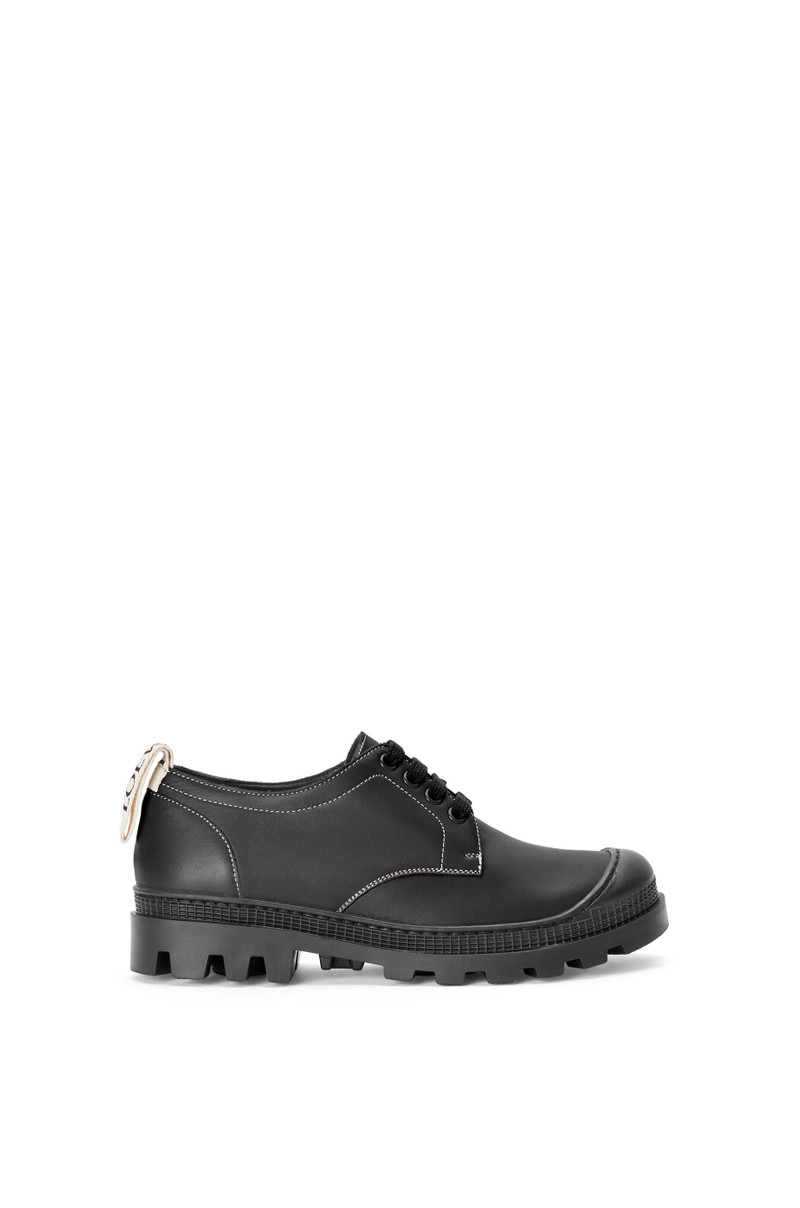 Lace up derby in calfskin 1