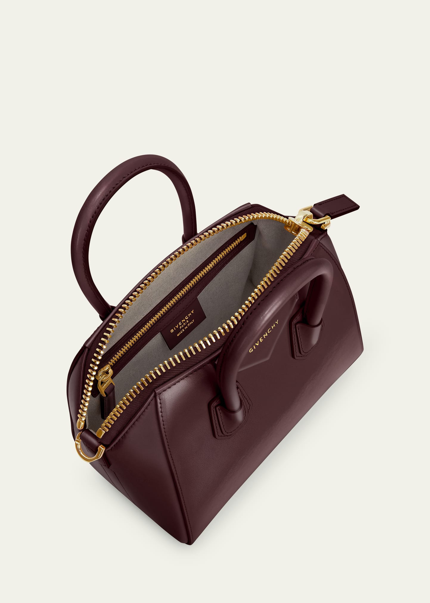 Antigona Mini Top-Handle Bag in Patent Leather - 4