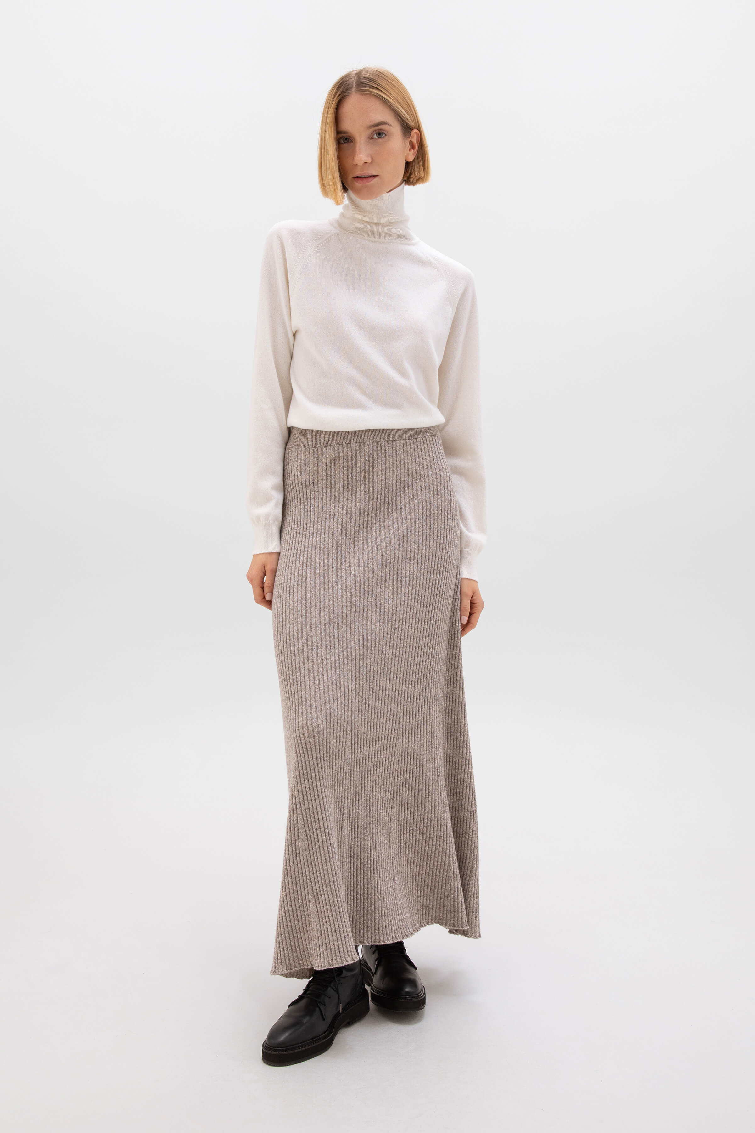 Ribbed Brown Cashmere Skirt - 1
