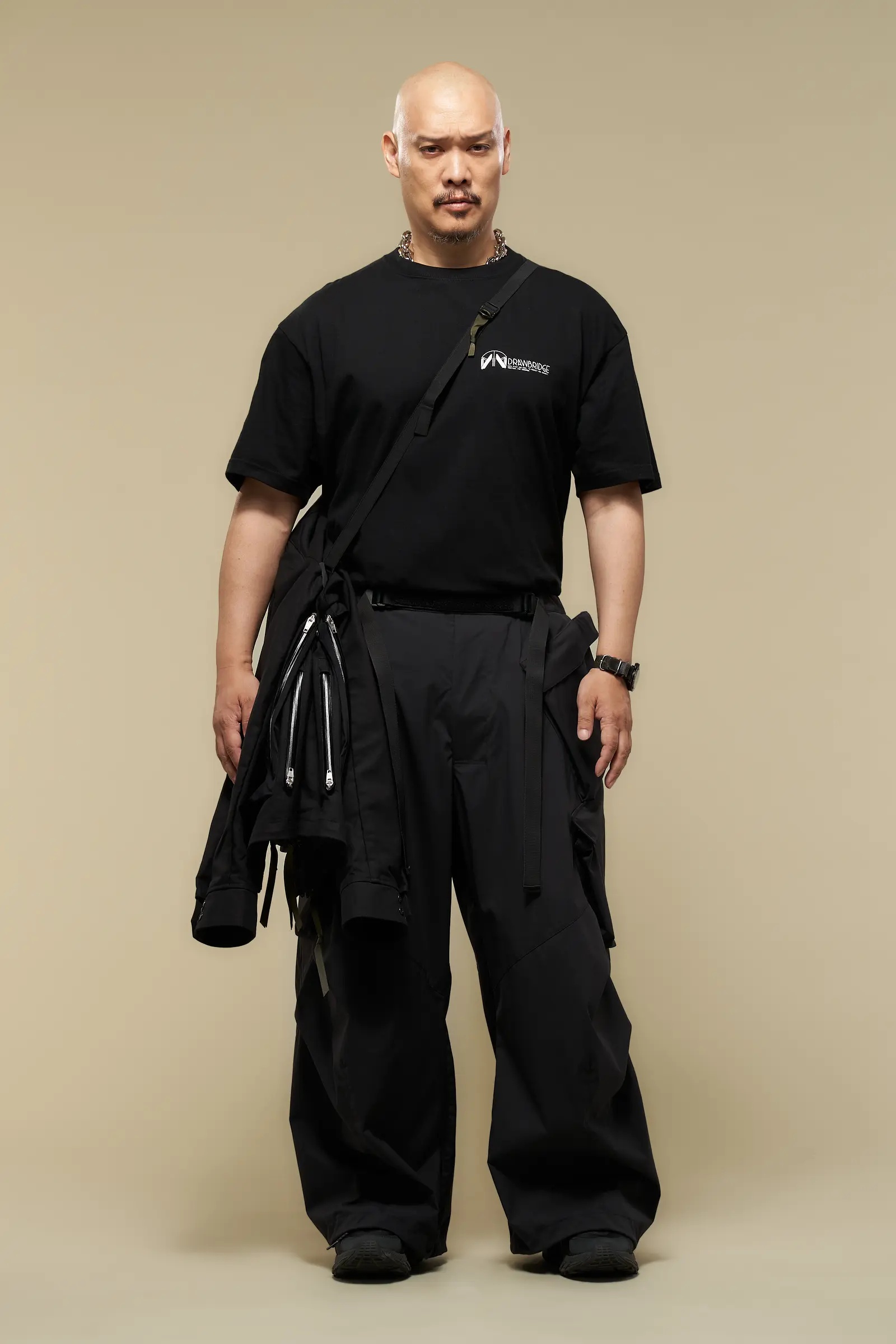 P56A-E Encapsulated Nylon Double Cargo Trouser Black - 17