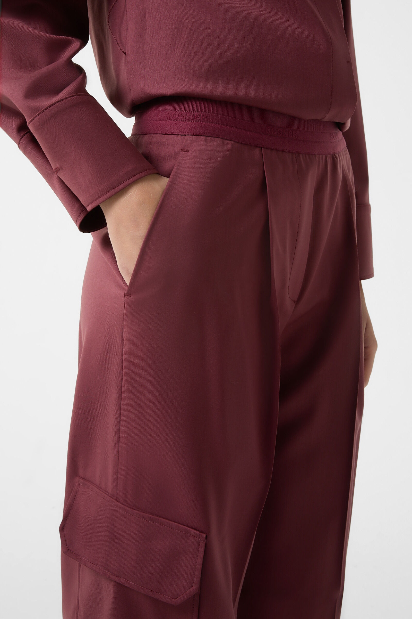 Yoko cargo pants in Wine red - 6