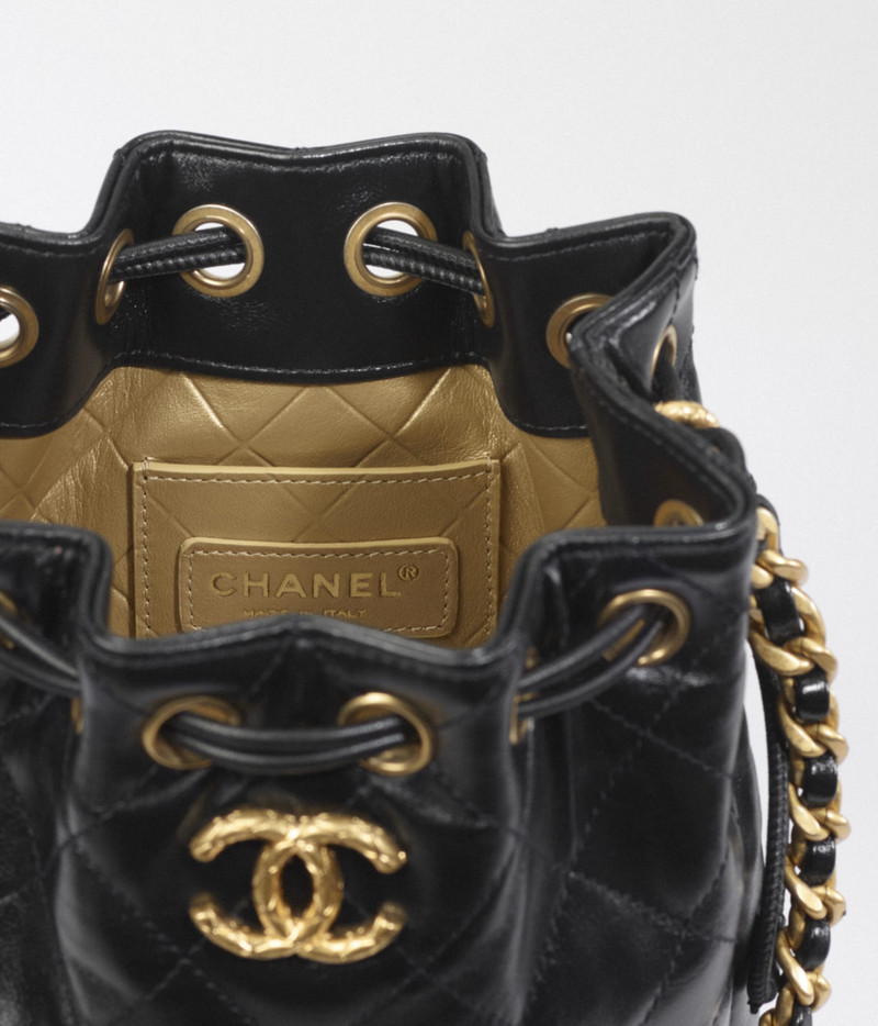CHANEL Small Bucket Bag outlook