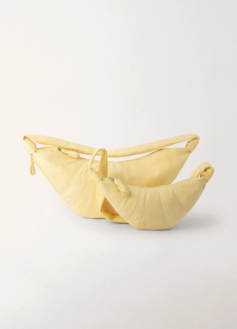 LARGE CROISSANT BAG
SOFT NAPPA LEATHER 5