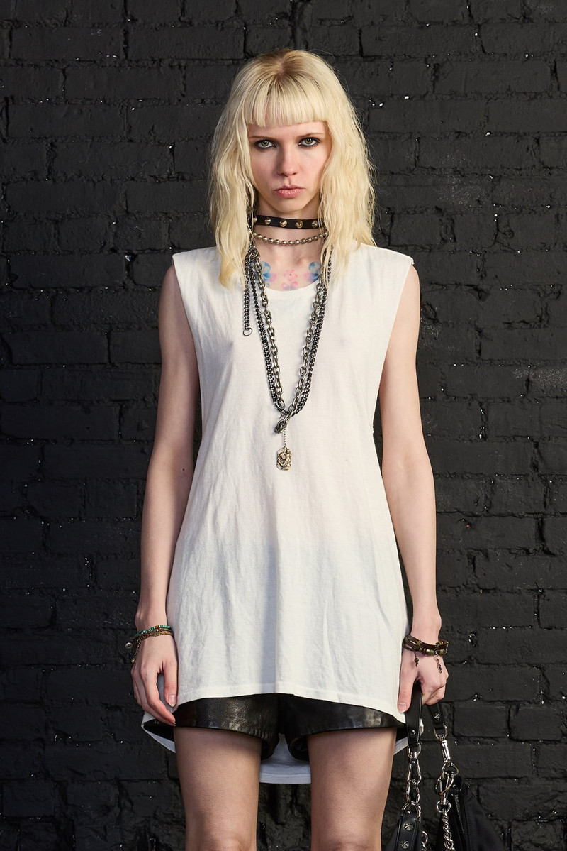 TWISTED BACK SLEEVELESS T 1