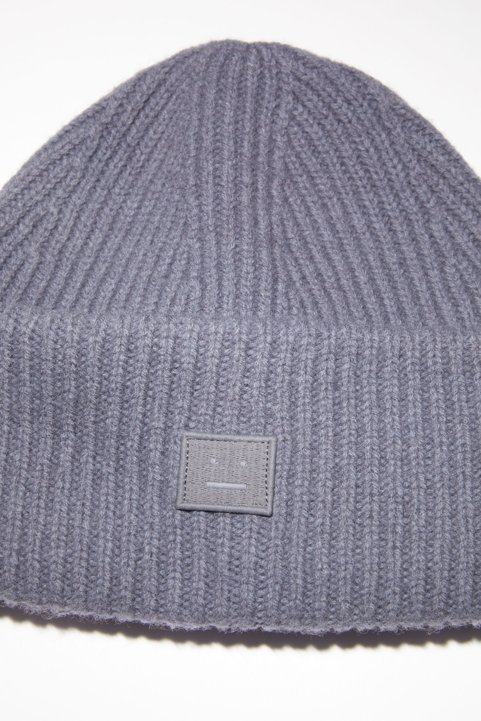 Small face logo beanie - Faded purple - 4