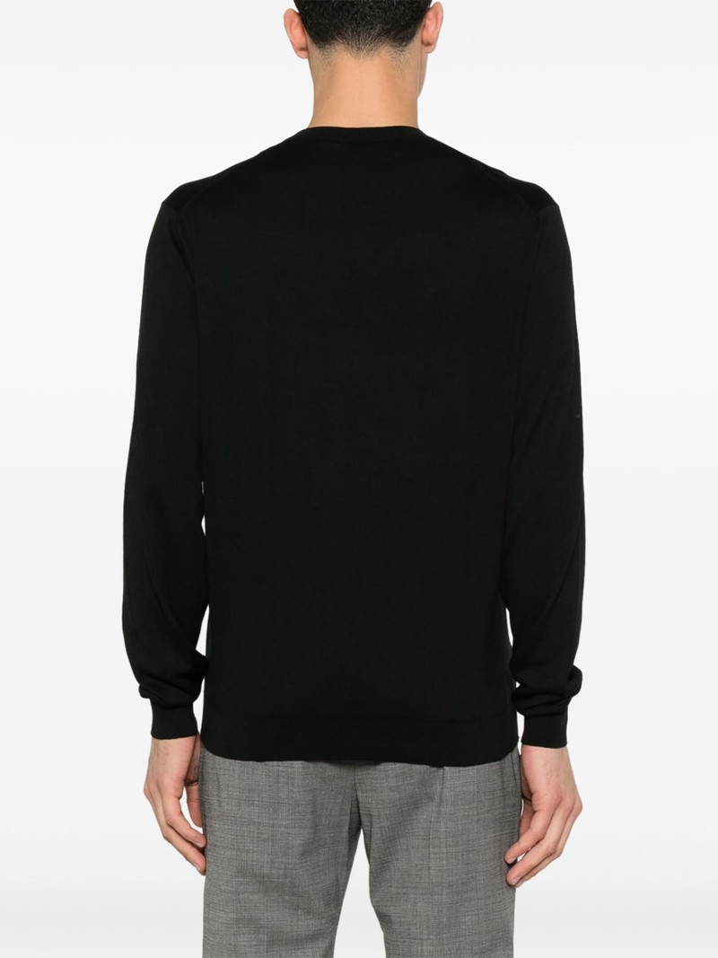 fine-knit sweater 4