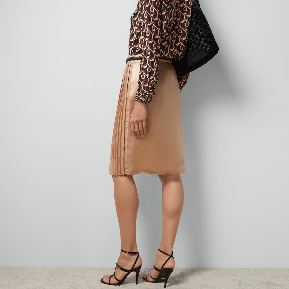 Acetate satin skirt with belt - 6