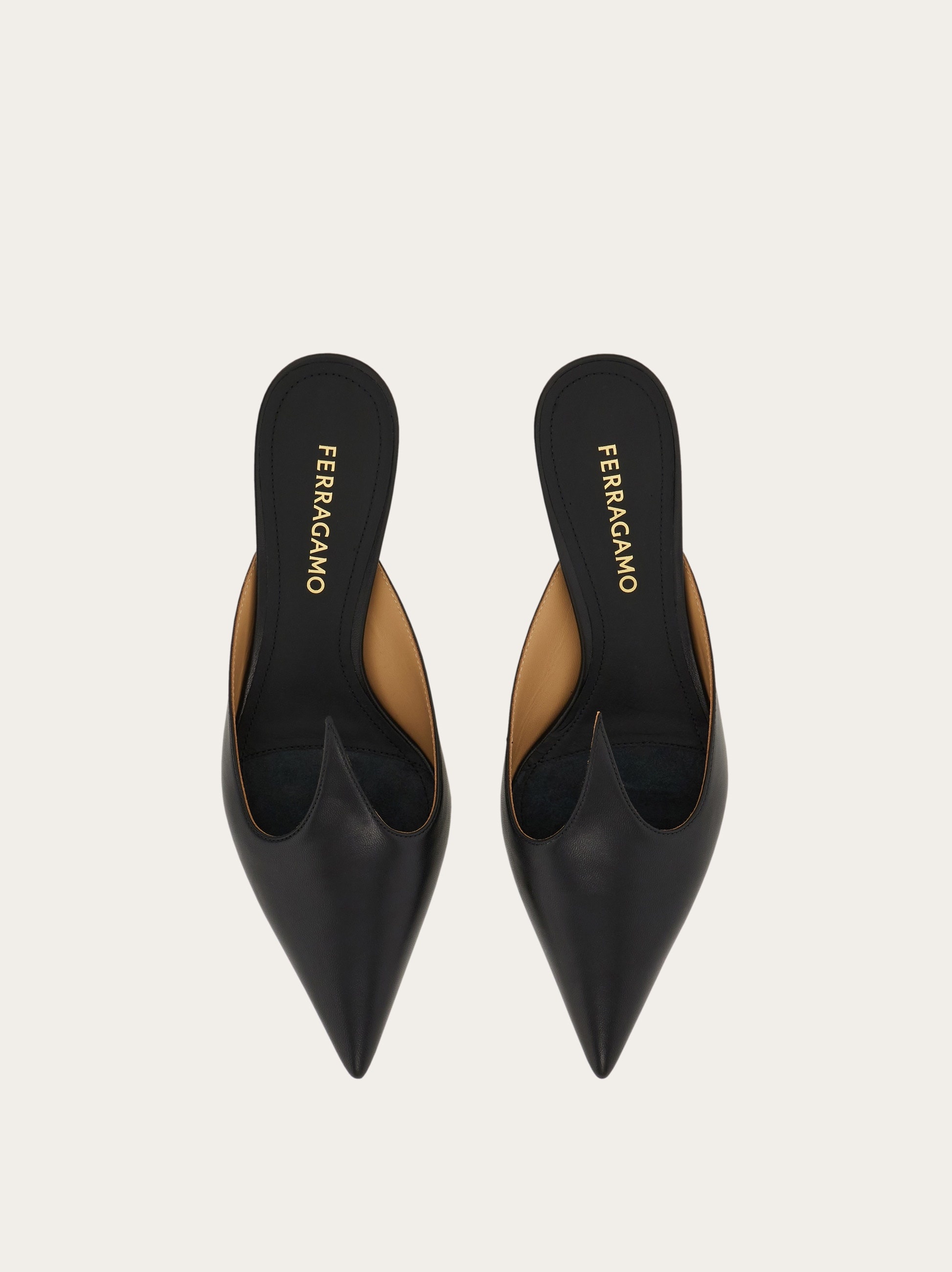【関税込み】FERRAGAMO Giulye' mules Mule loafer with Gancini ornament - Women | Ferragamo