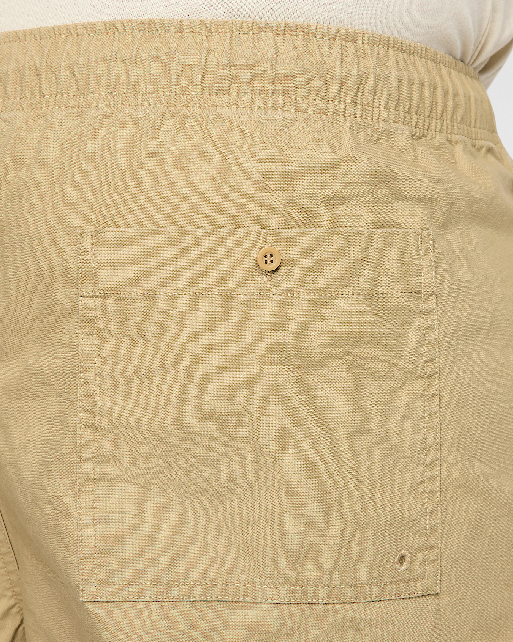 Nike Club Men's Flow Shorts - 12