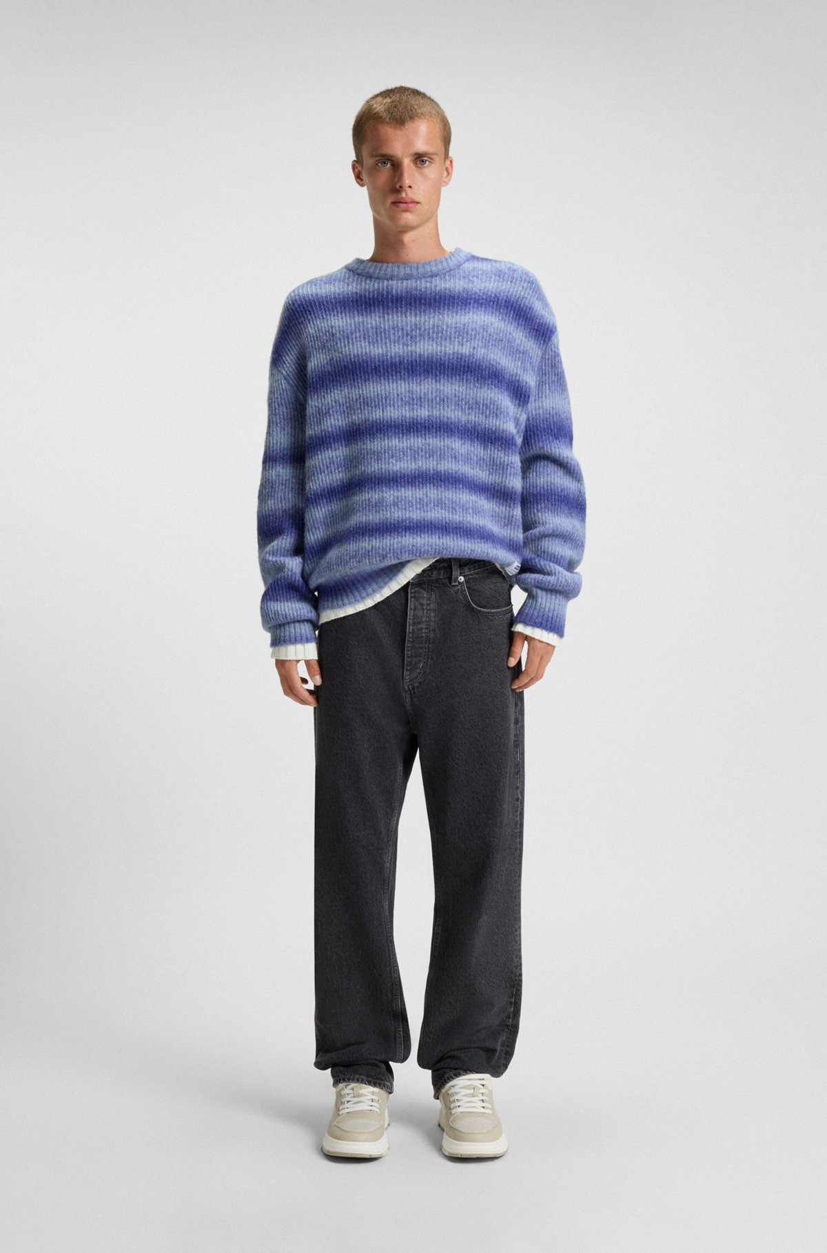 OVERSIZE-FIT SWEATER WITH OMBRÉ STRIPES - 4