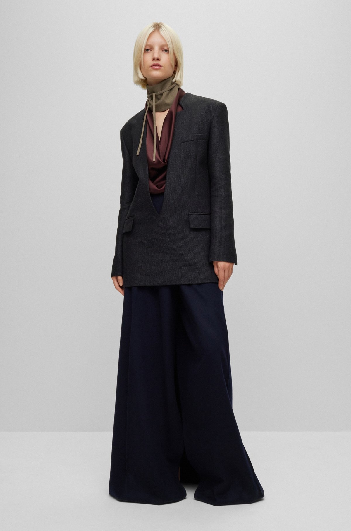 WOOL-BLEND DEEP V-NECK TAILORED JACKET - 3
