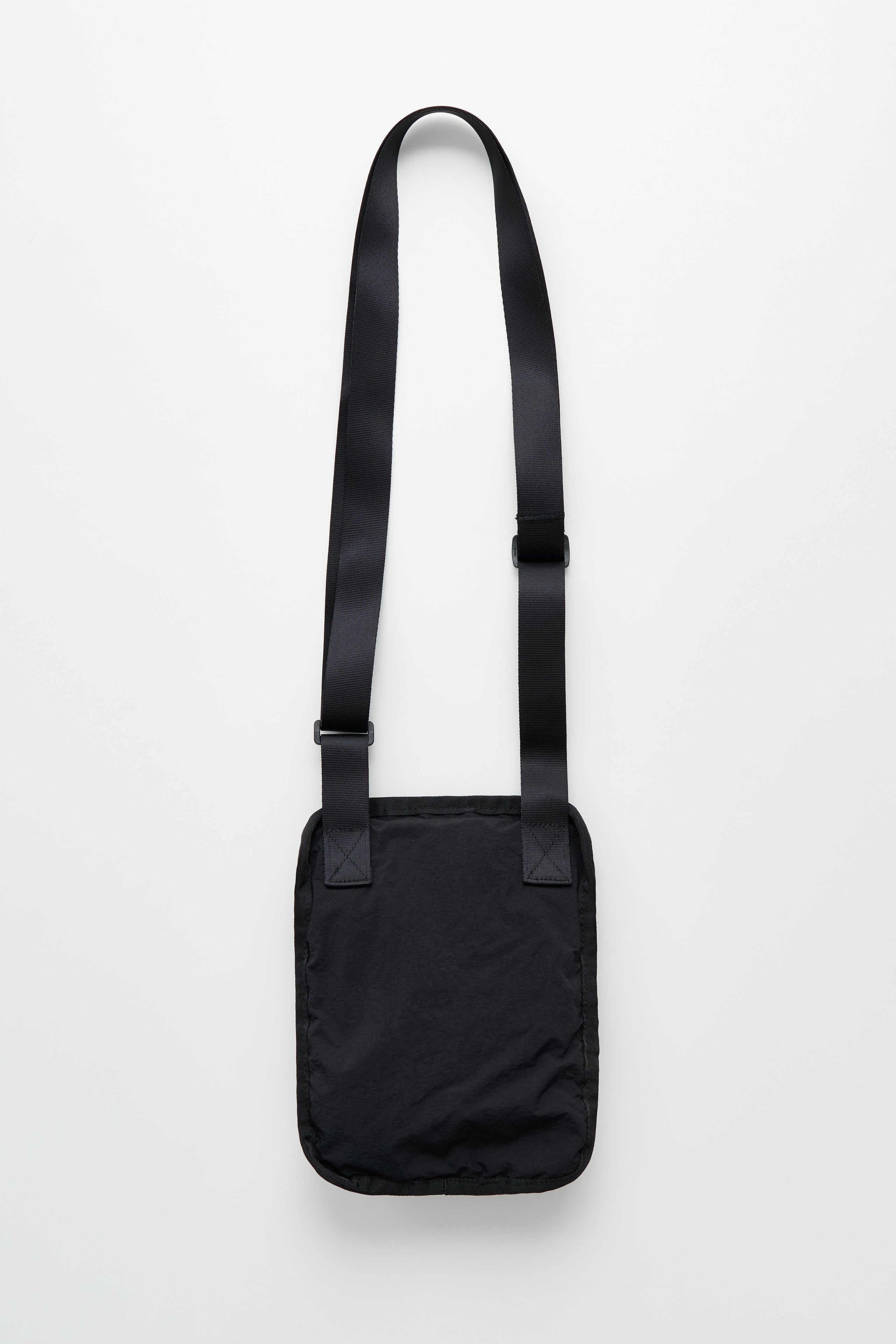 C.P. COMPANY PLAIN PAPER TOUCH SHOULDER BAG BLACK - 2