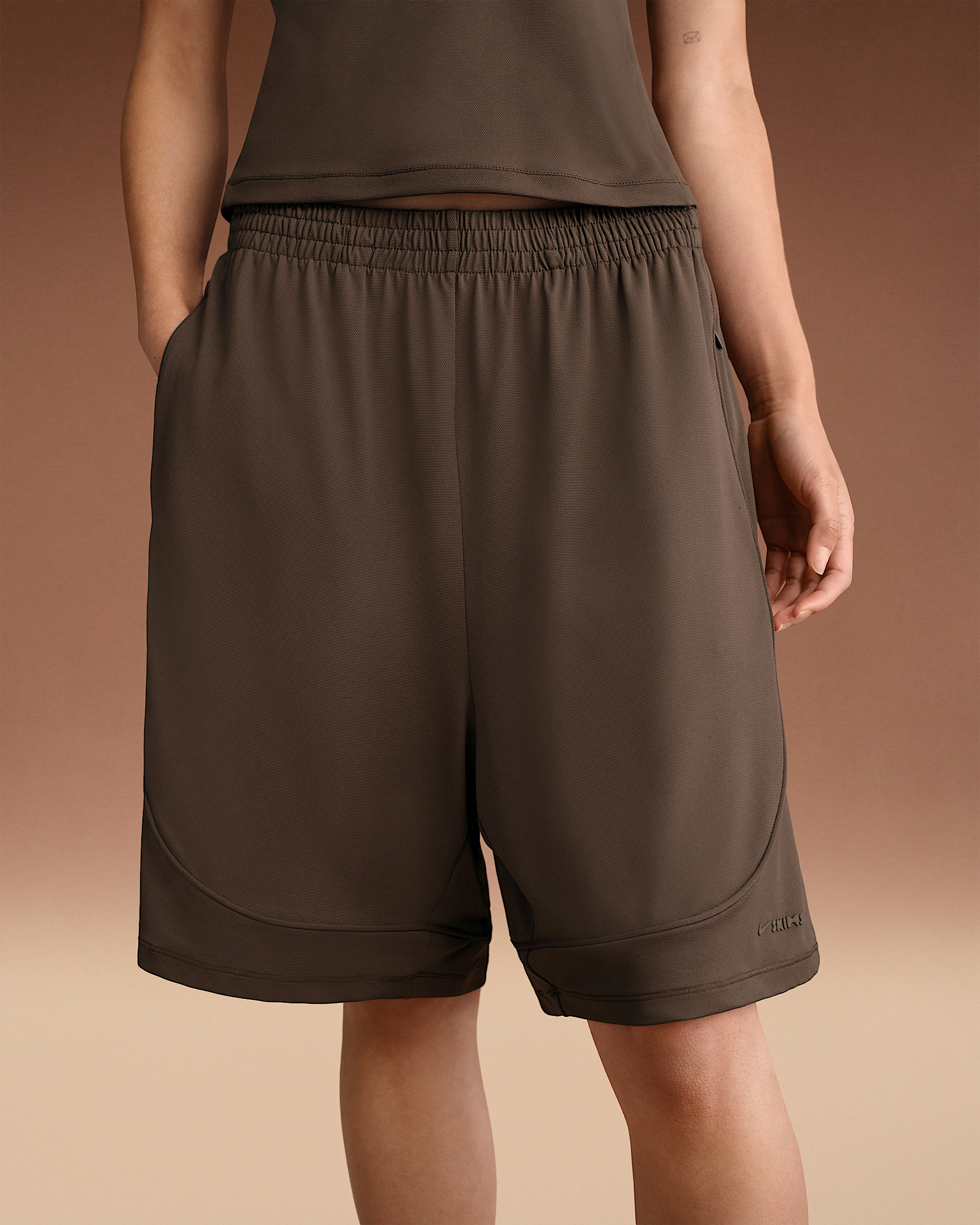 NikeSKIMS Airy Women's Relaxed Shorts - 2