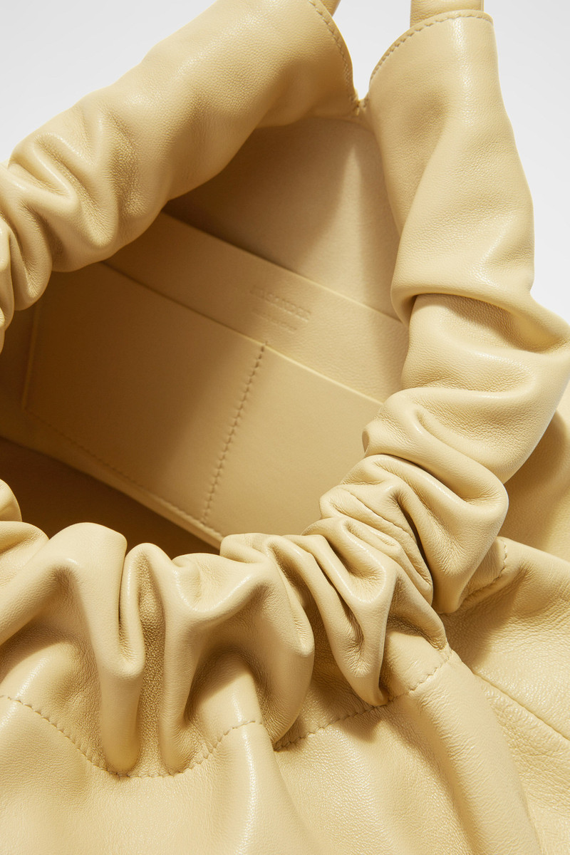 Drawstring Clutch Medium 3